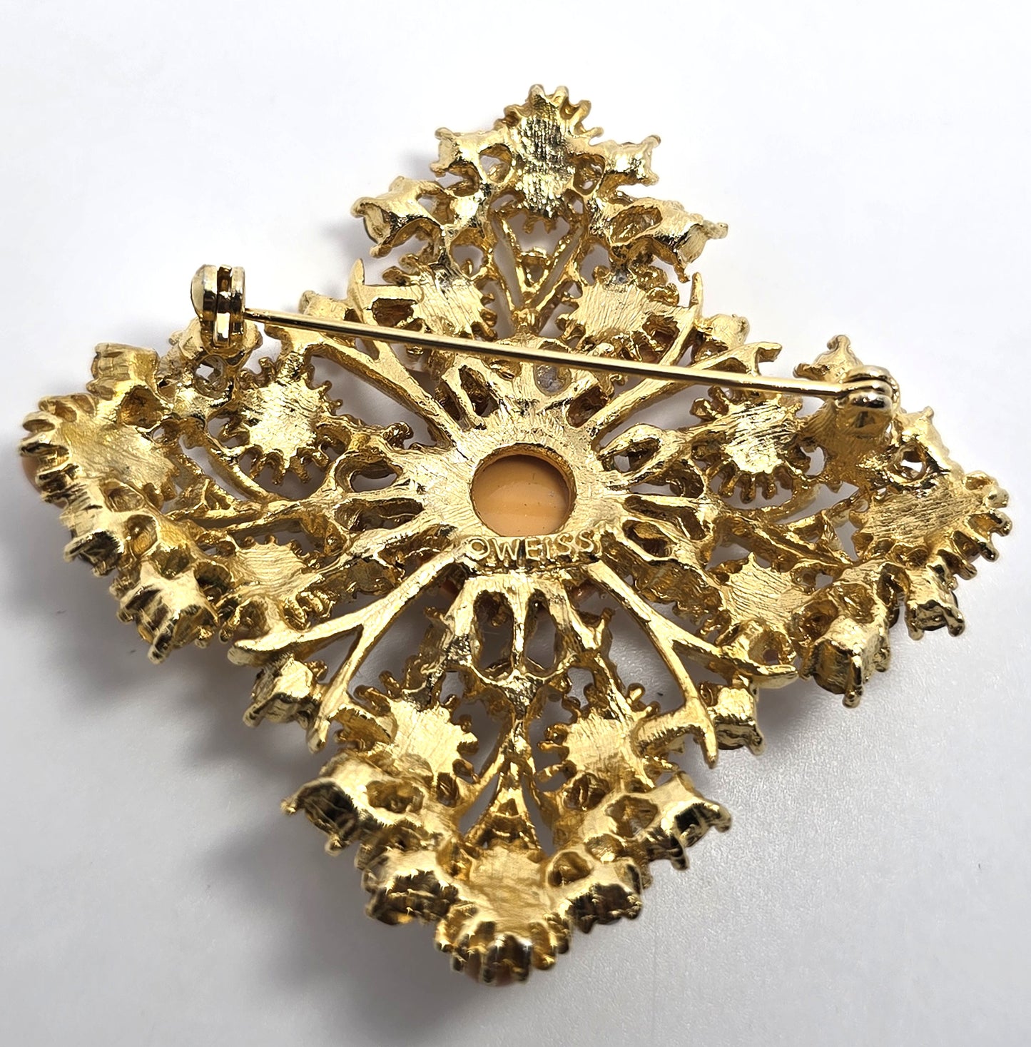 Weiss orange domed cabochon vintage gold toned rhinestone brooch