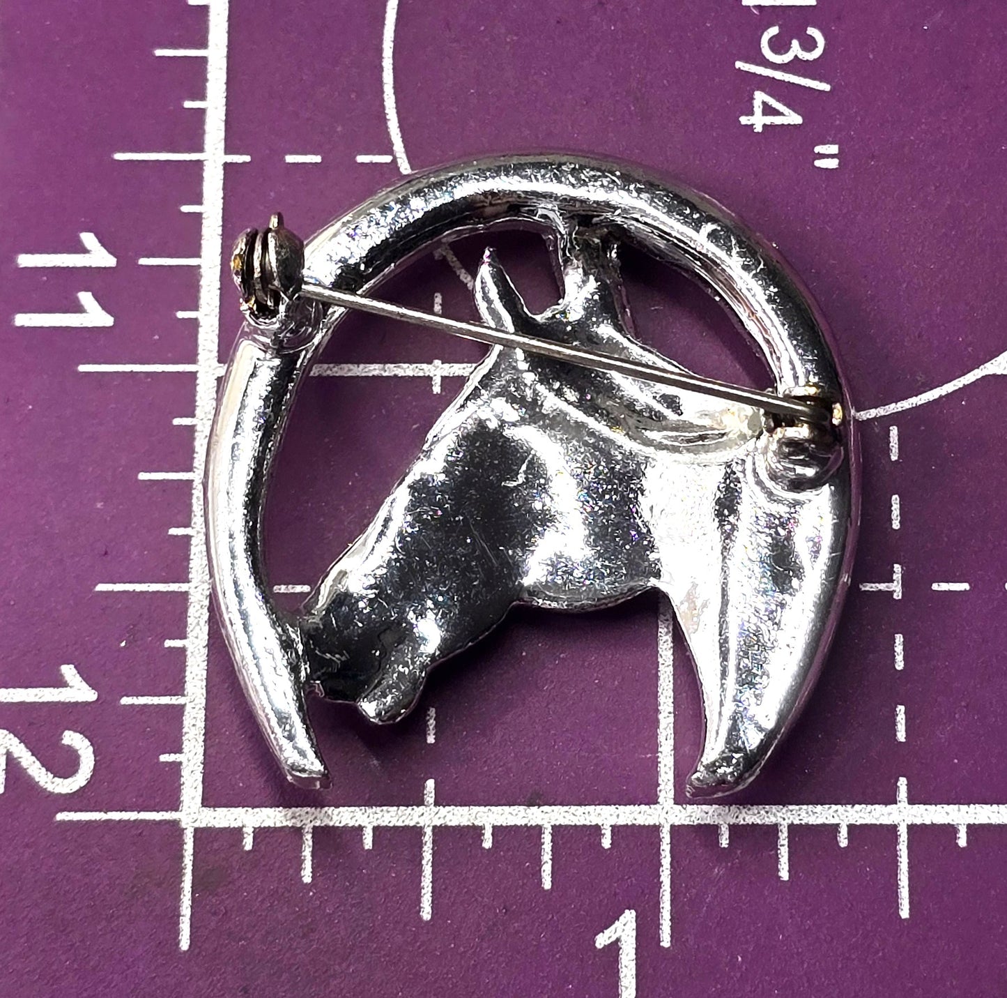 Horse Head Lucky Horseshoe Rhinestone Rhodium plated vintage Brooch