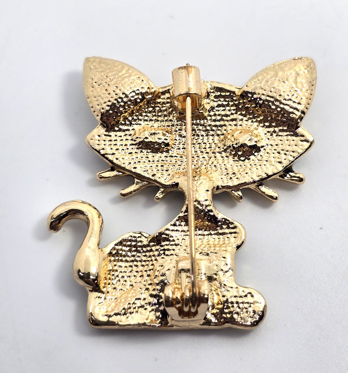 Black enamel retro sassy kitty cat green rhinestone eyes vintage brooch