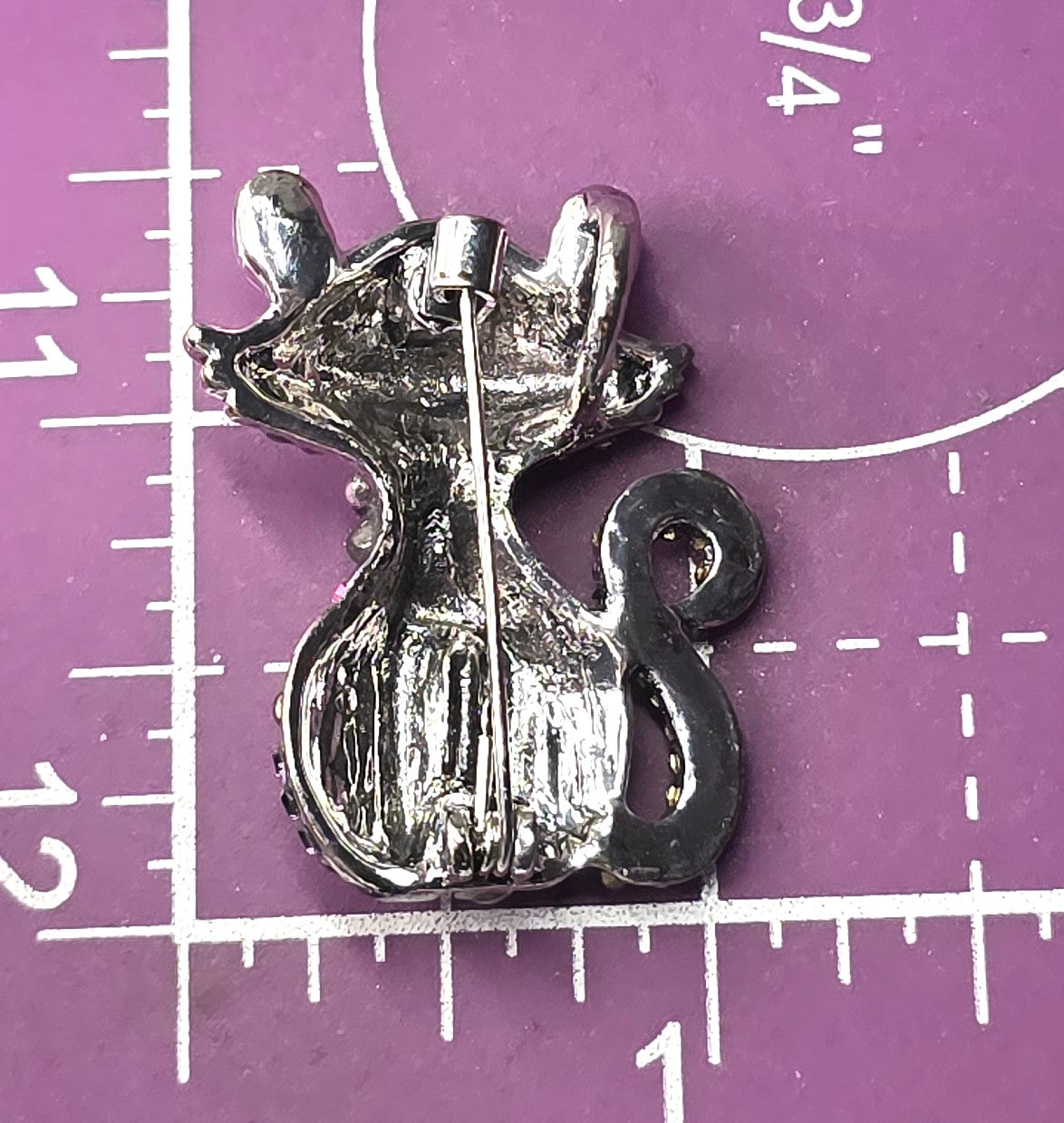 Pink Purple Crystal Rhinestone bow tie green eyed Kitten Cat Brooch Pin
