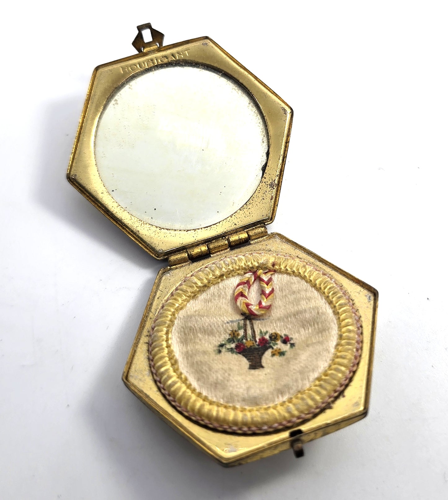 Art Deco Houbigant Ladies Pressed Powder Compact Flower Basket Signed