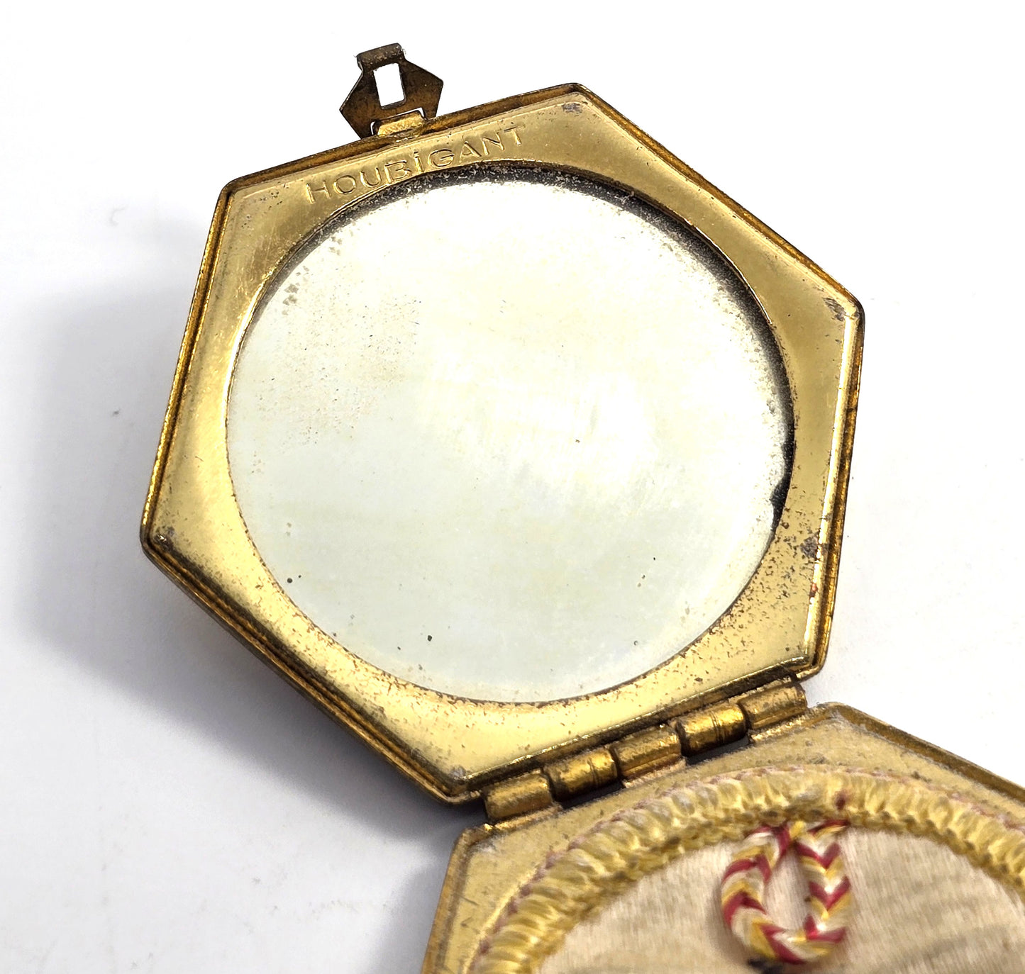 Art Deco Houbigant Ladies Pressed Powder Compact Flower Basket Signed