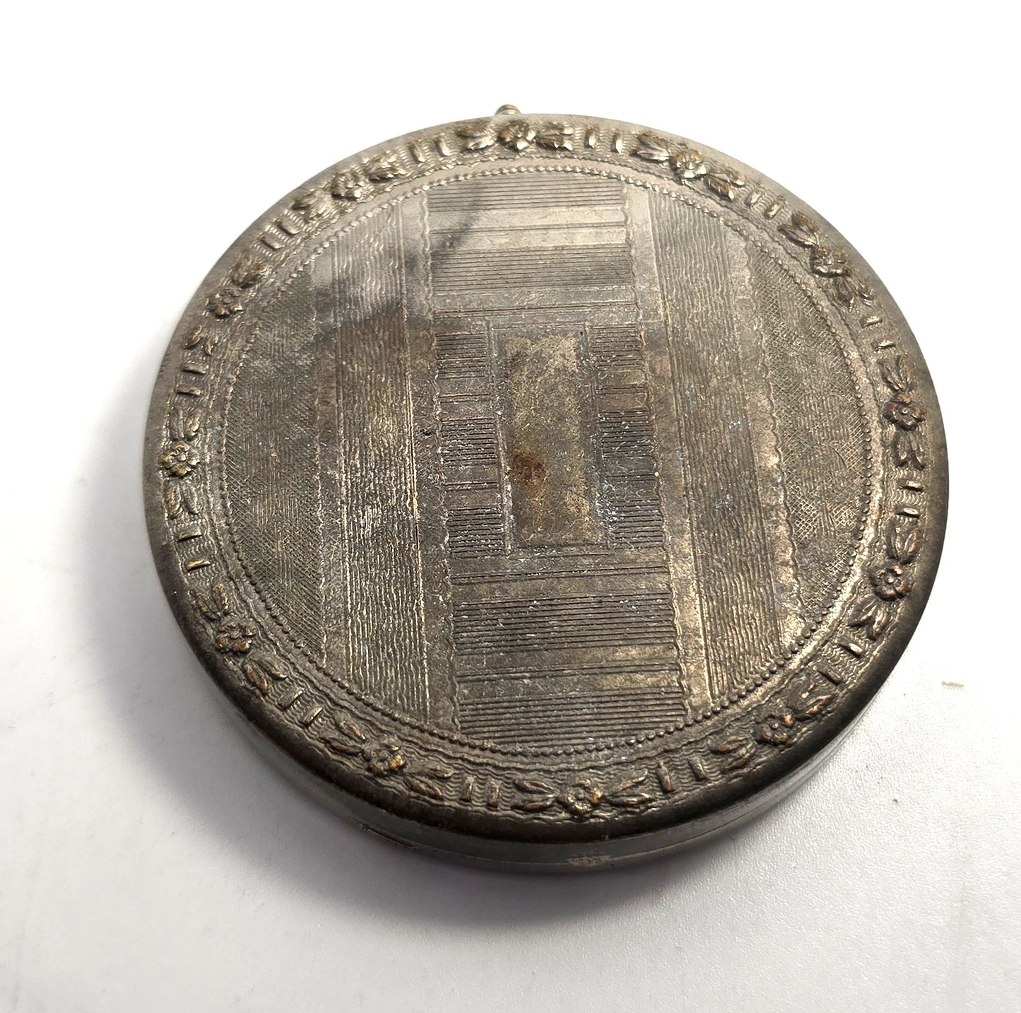 Evans rotating sifter disc Art Deco Antique mirror Powder Compact