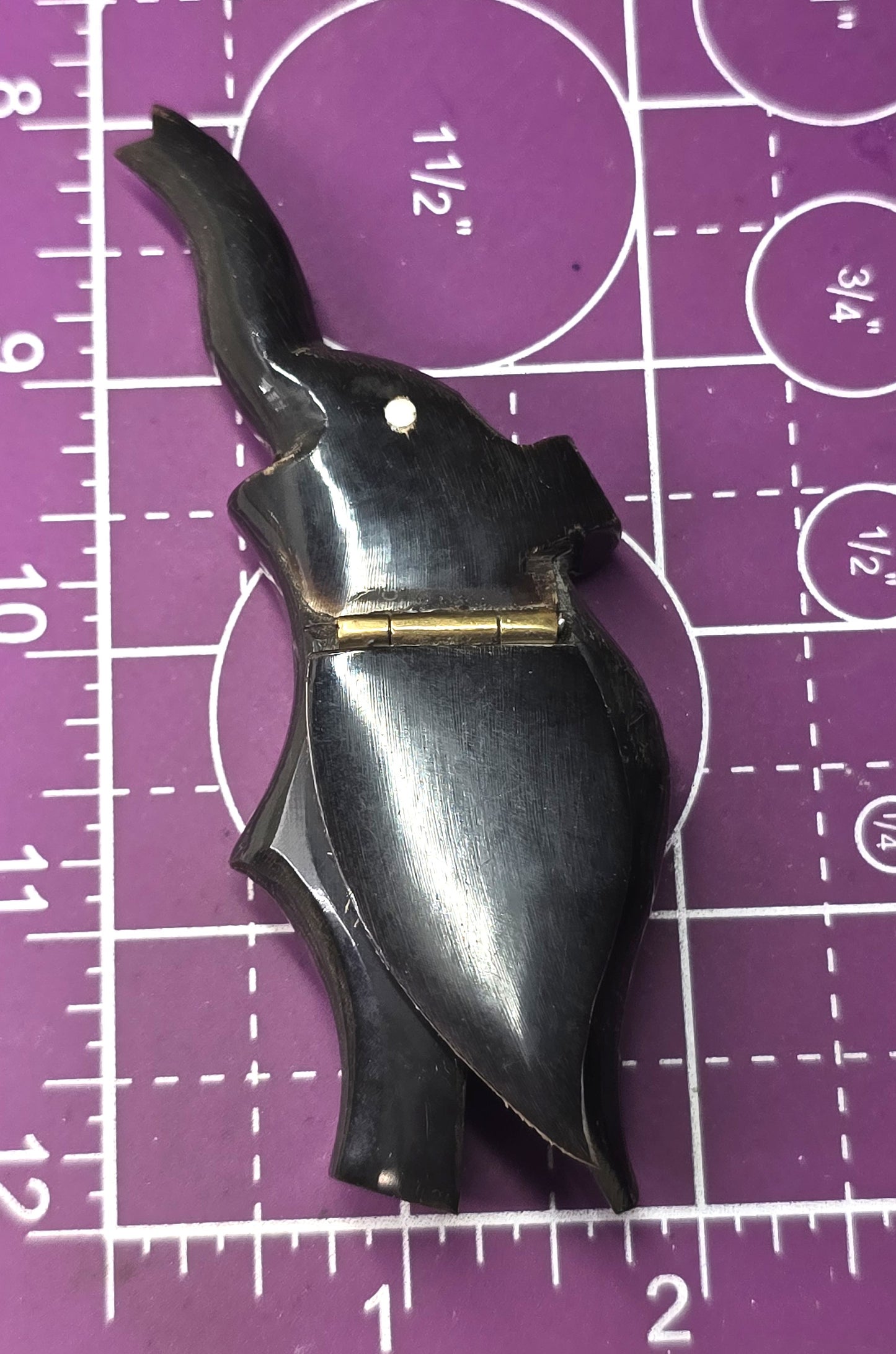 Carved Buffalo horn elephant figural snuff box artisan container