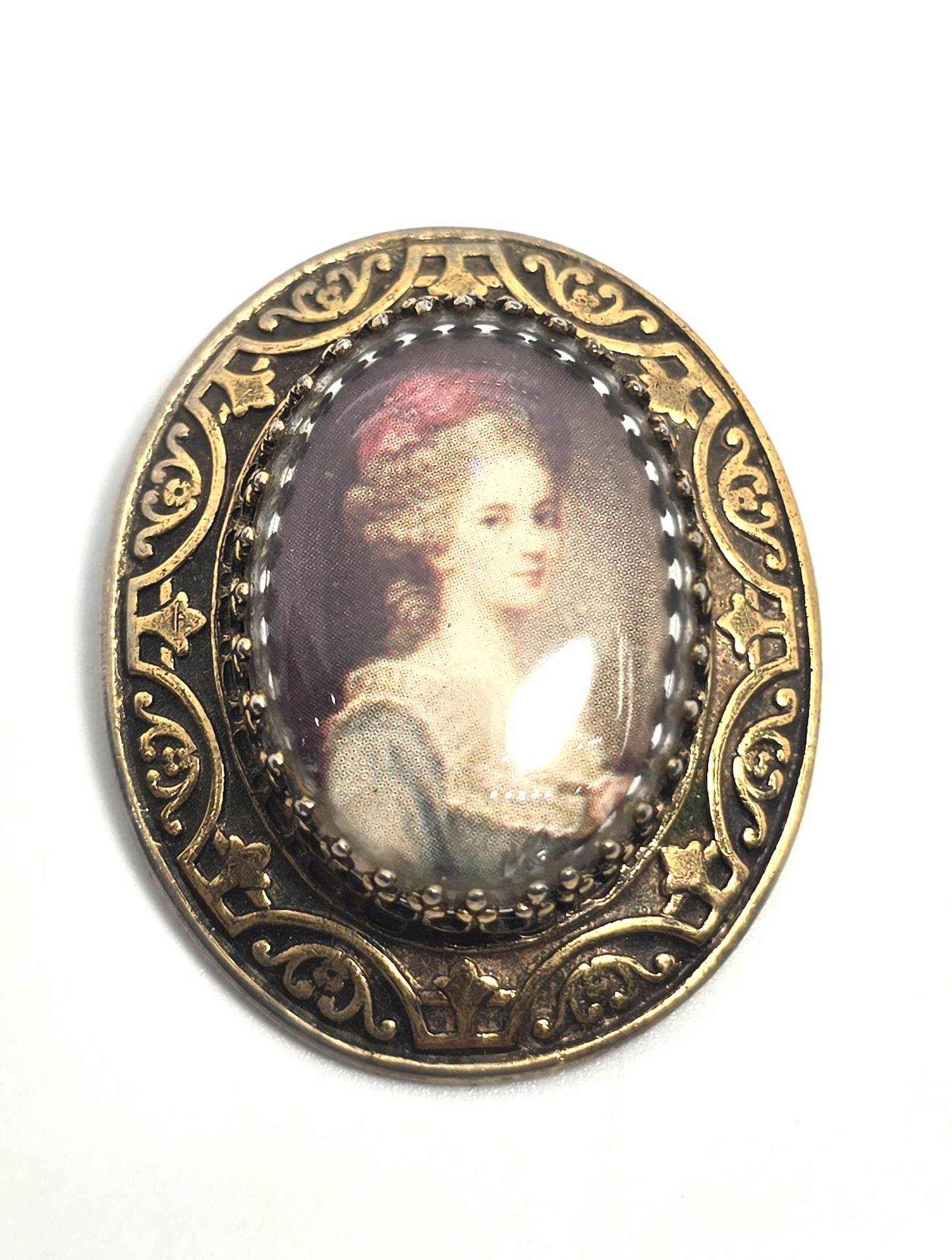 Victorian revival reverse painted glass cameo gold toned vintage brooch