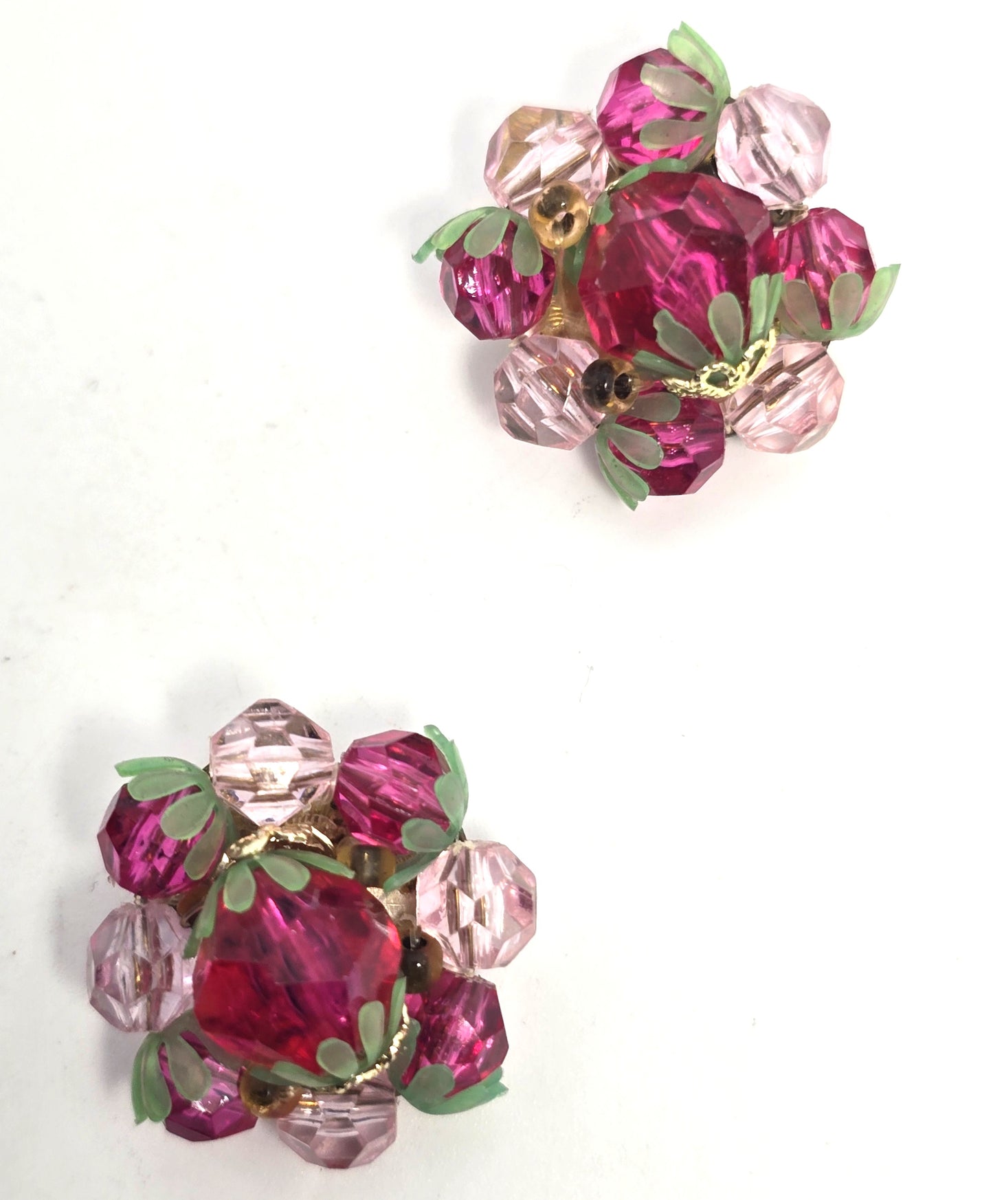 Strawberry pink and green plastic beaded gold toned vintage clip on earrings