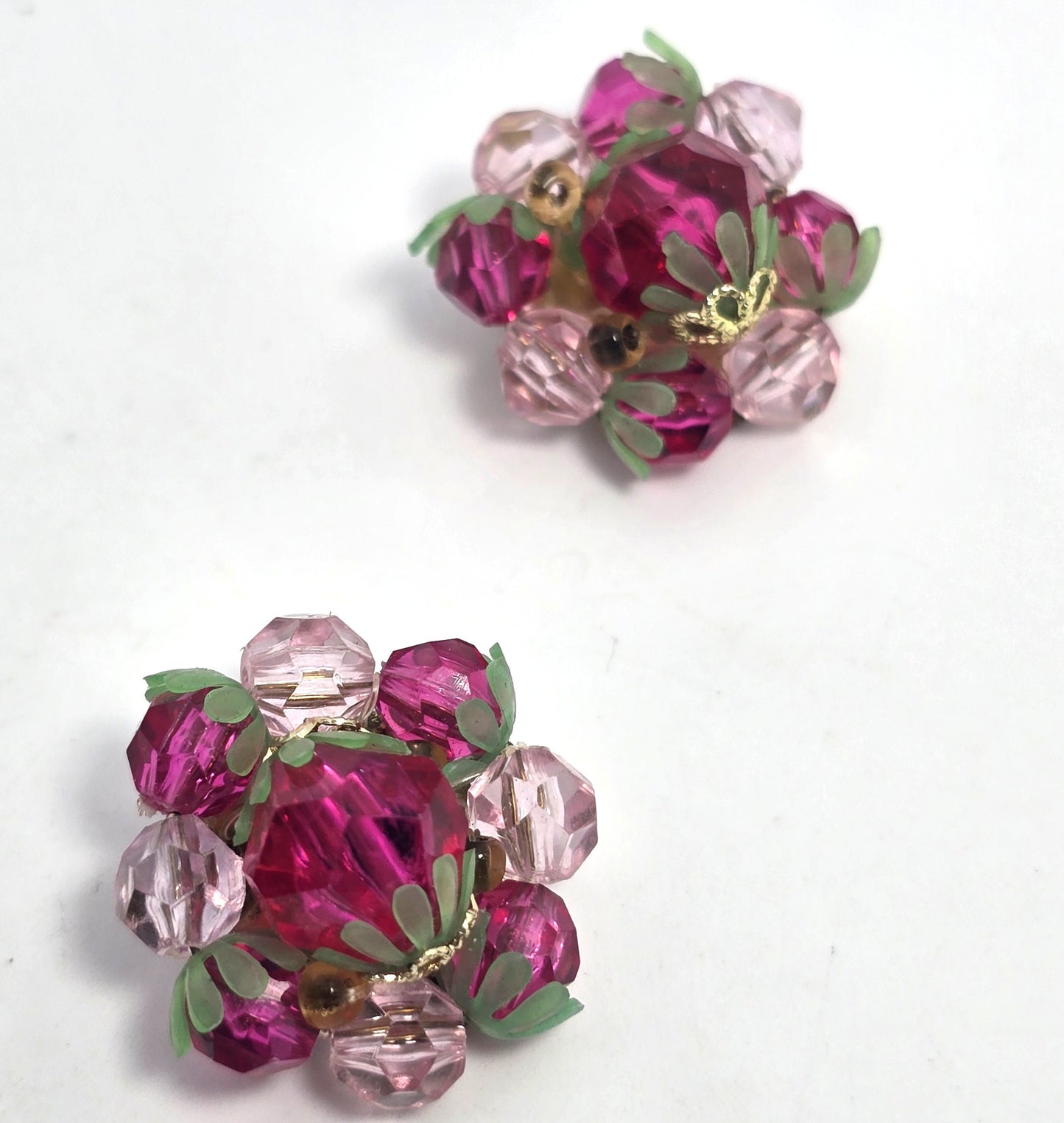 Strawberry pink and green plastic beaded gold toned vintage clip on earrings