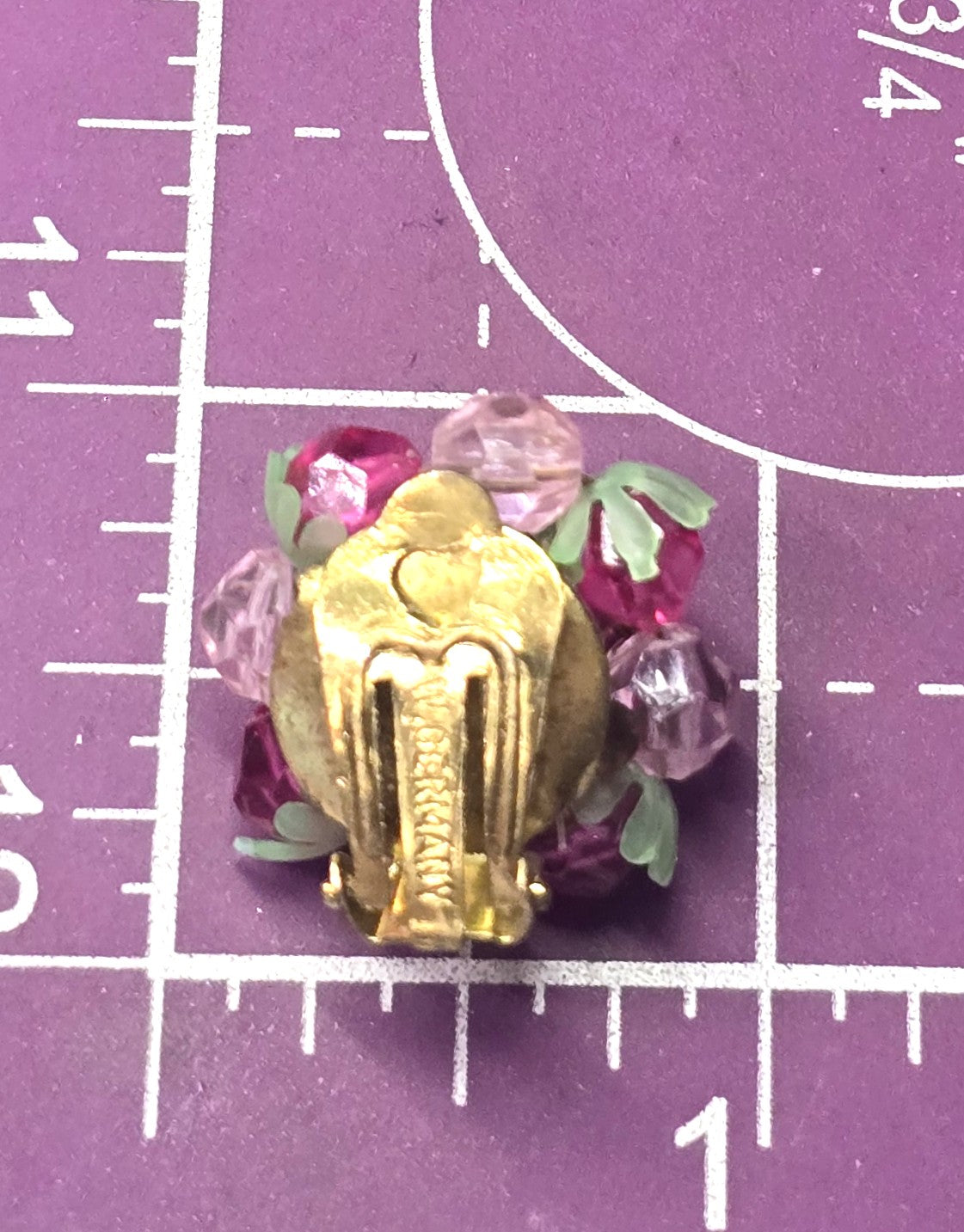 Strawberry pink and green plastic beaded gold toned vintage clip on earrings