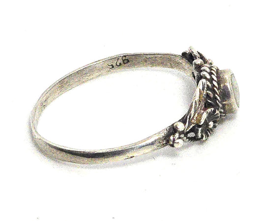 Mother of Pearl vintage flower southwestern vintage sterling silver ring size 8