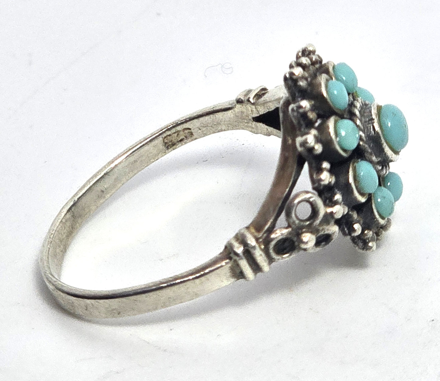 Zuni Snake Eyes flower petite point turquoise vintage Sterling Silver ring size 8.5