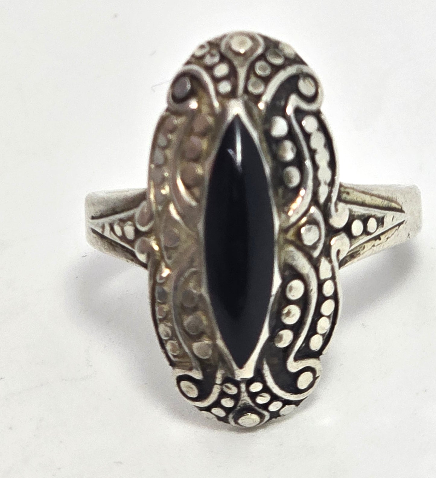 SC Cloud Black onyx long vintage sterling silver ring size 7