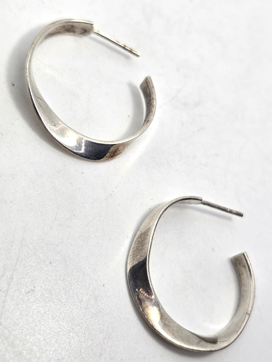 Abstract twisted hoop vintage 1 inch sterling silver post earrings
