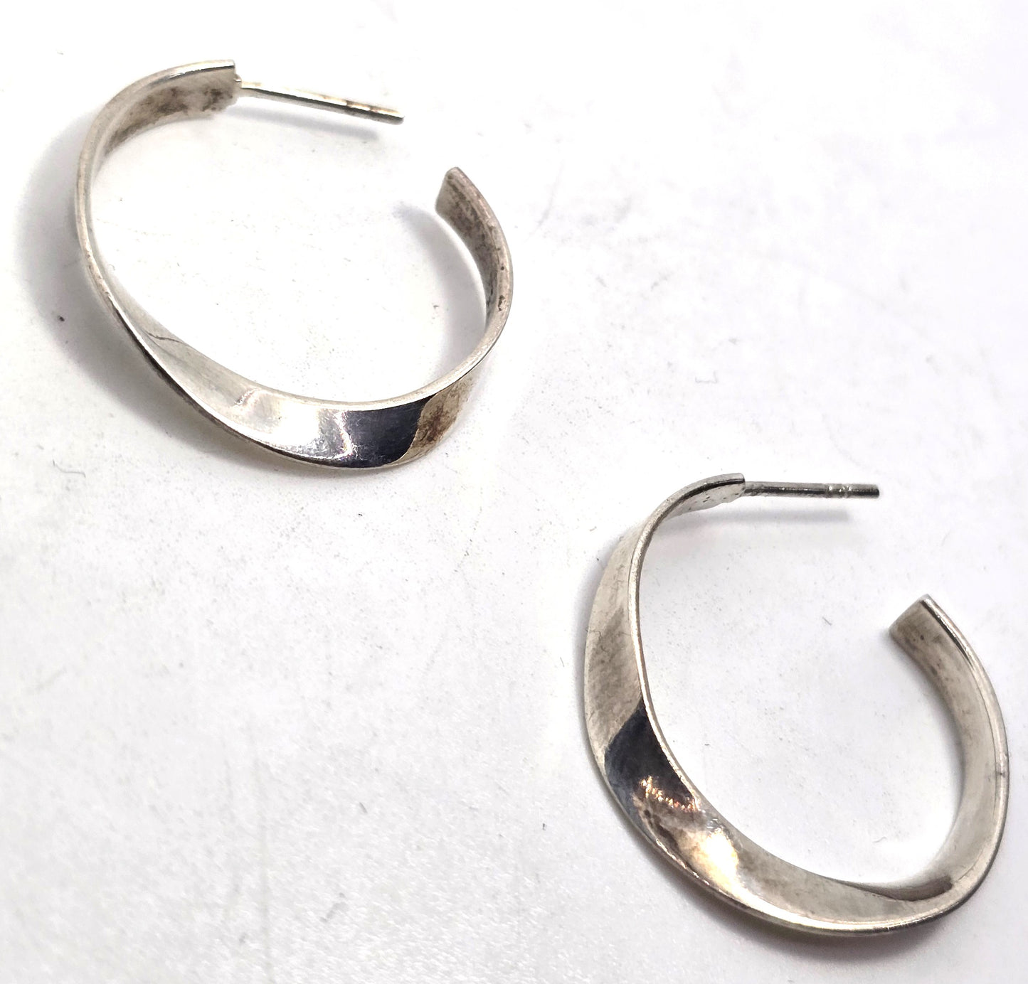 Abstract twisted hoop vintage 1 inch sterling silver post earrings