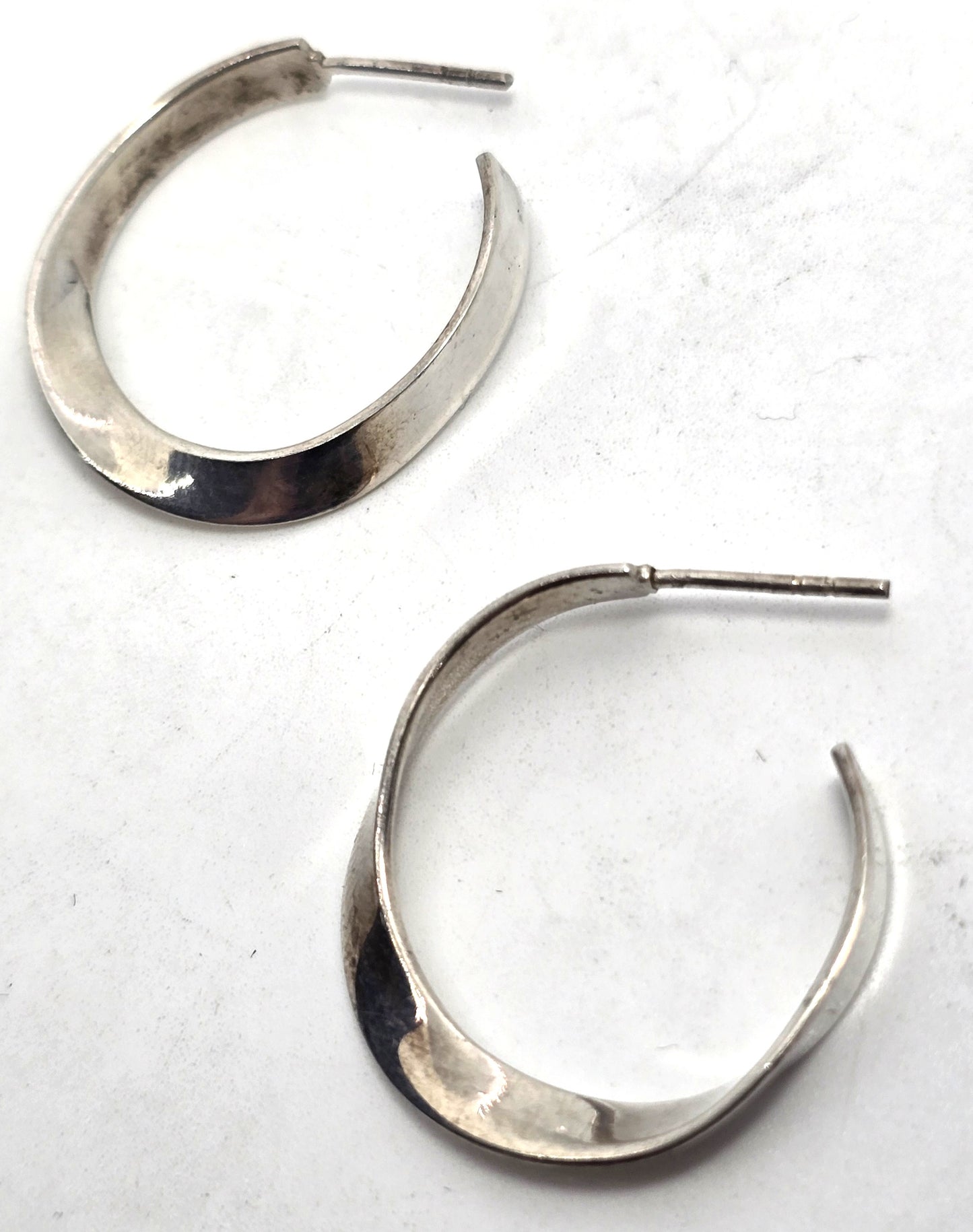 Abstract twisted hoop vintage 1 inch sterling silver post earrings