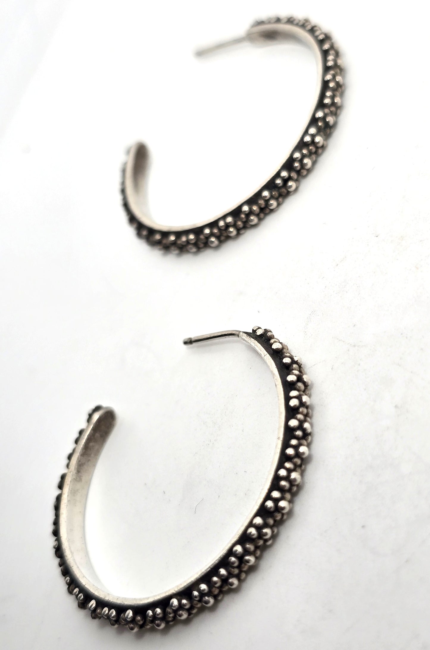 Lois Hill XL Bali Balinese Granulated sterling silver medium 30mm hoop earrings