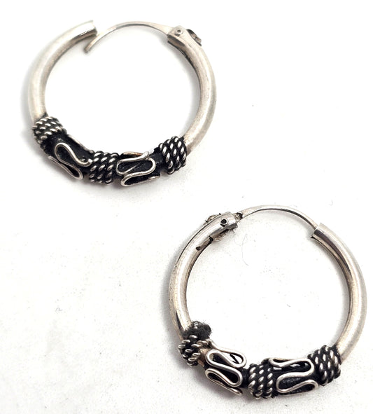Tribal Balinese sterling silver internal thread hollow vintage hoop earrings