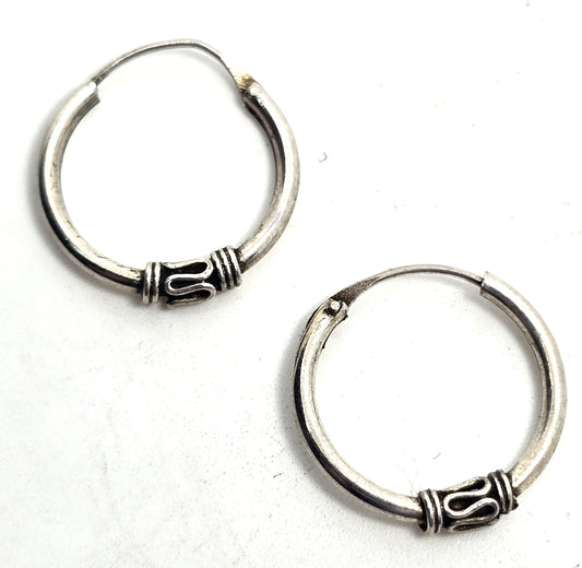 Tribal Balinese sterling silver small internal thread hollow vintage hoop earrings