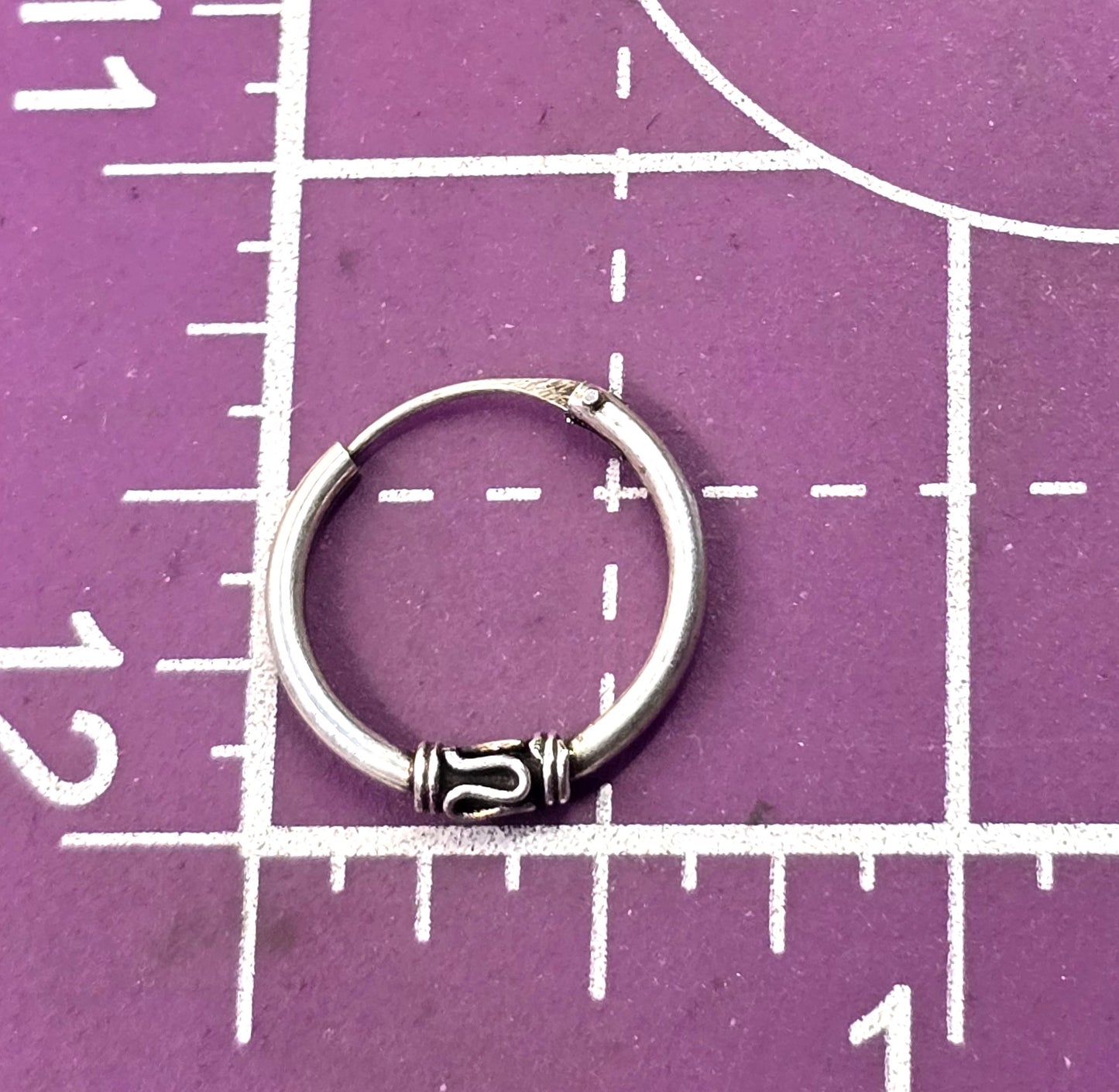 Tribal Balinese sterling silver small internal thread hollow vintage hoop earrings