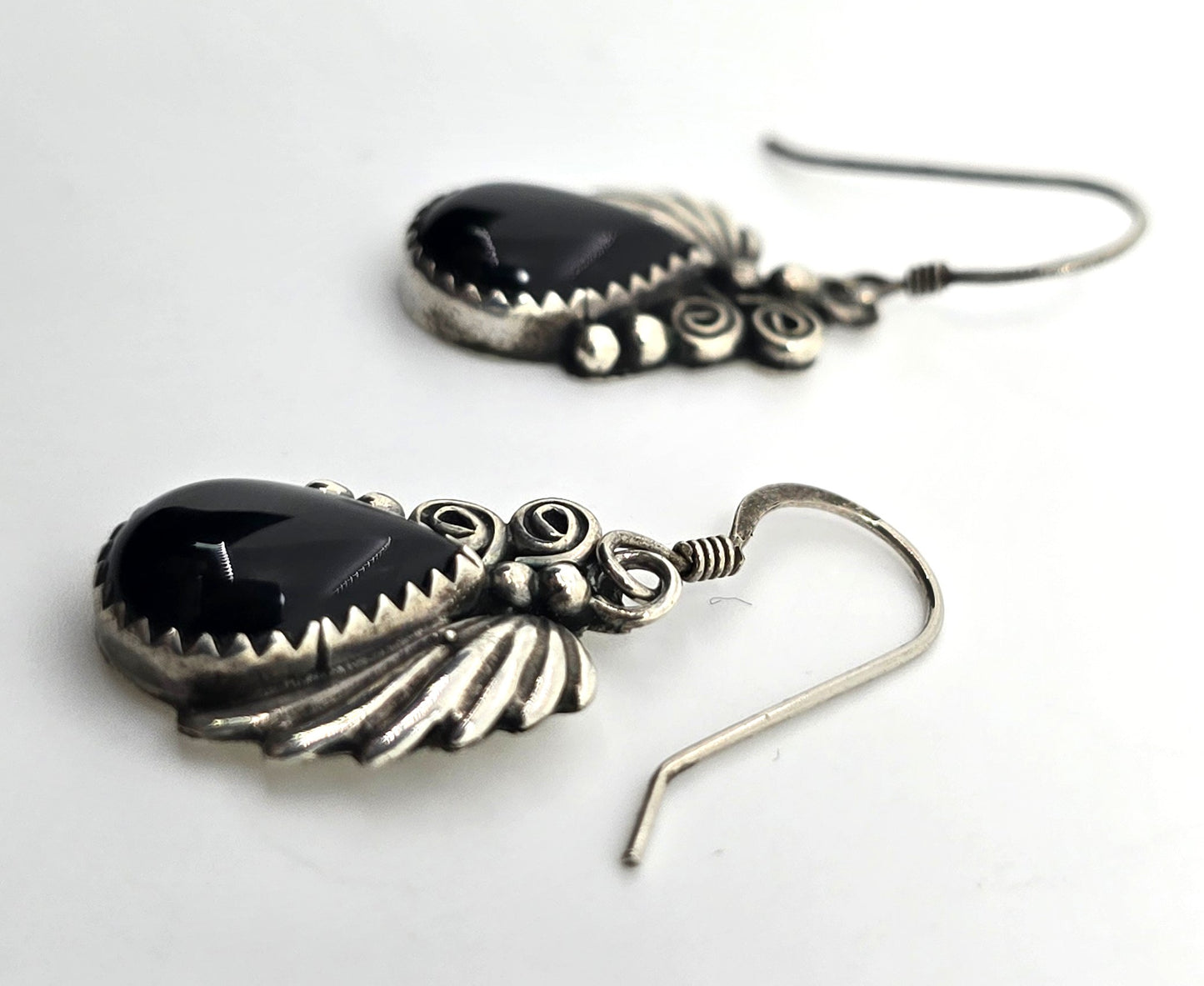 Navajo Black Onyx Feather sterling silver Native American vintage earrings