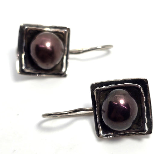 Silpada Hammered Square Gray/Black Freshwater Pearl Earrings W1194