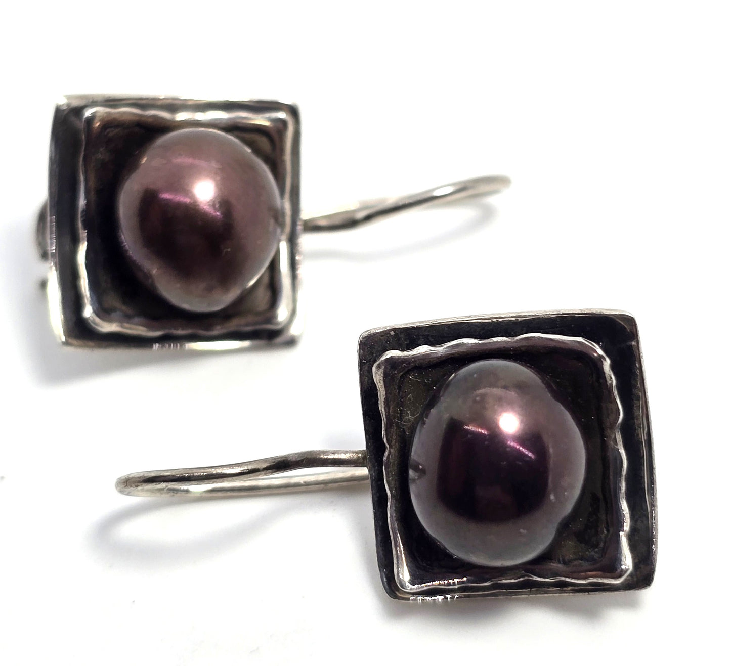 Silpada Hammered Square Gray/Black Freshwater Pearl Earrings W1194