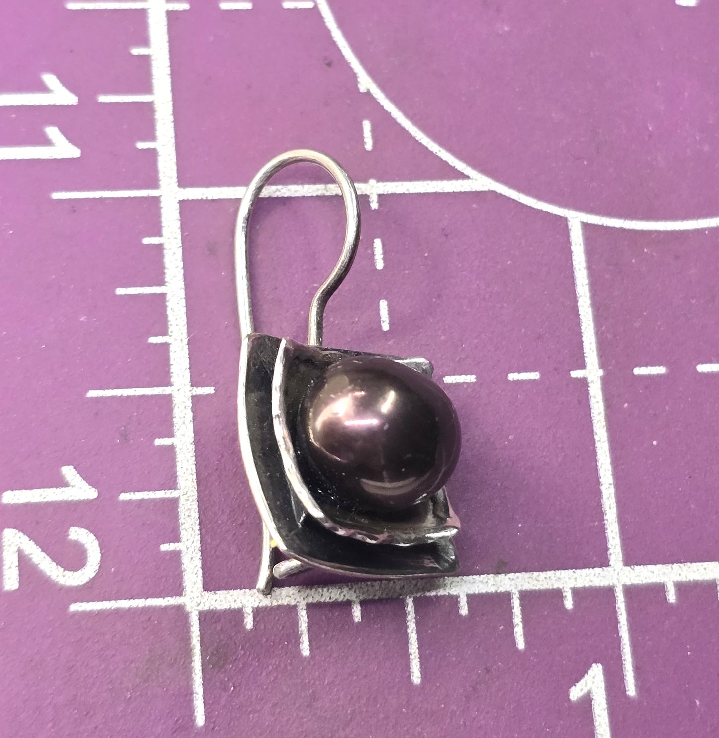 Silpada Hammered Square Gray/Black Freshwater Pearl Earrings W1194