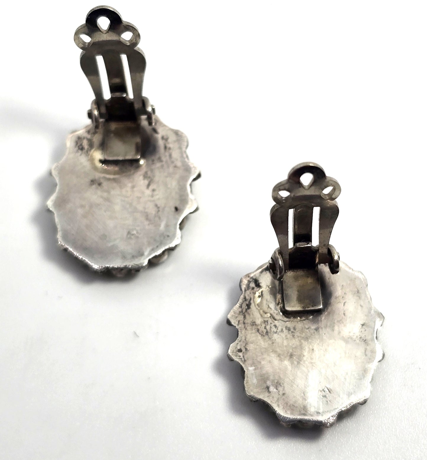 Zuni petite point turquoise Native American Sterling Silver vintage clip earrings