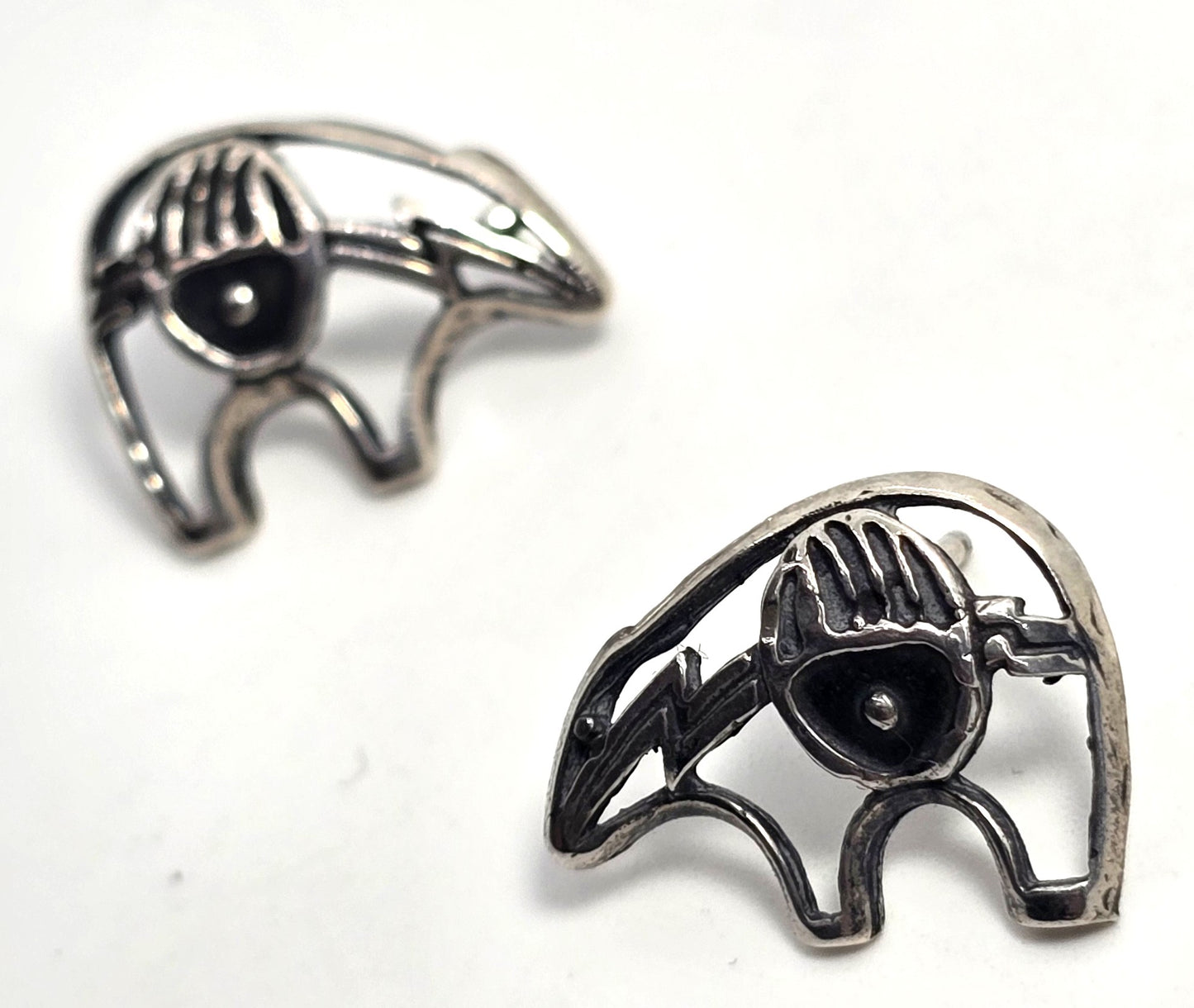 Zuni bear claw open work sterling silver vintage artisan stud earrings
