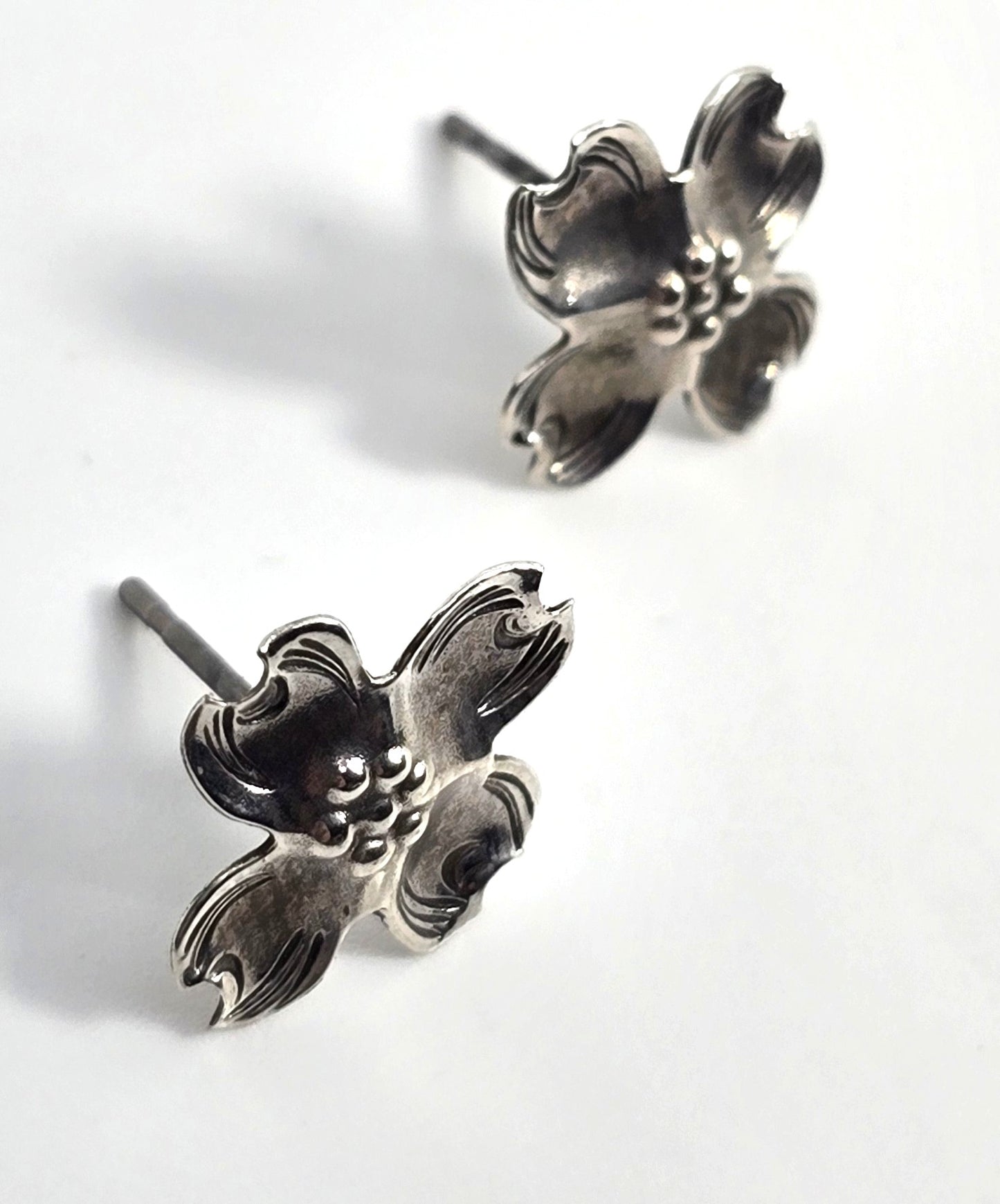 Stuart NYC Dogwood flower vintage sterling silver stud earrings