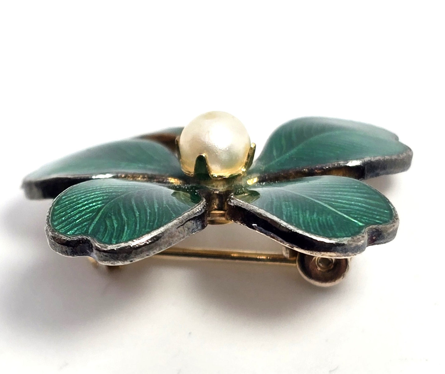Green guilloche enamel shamrock vintage faux pearl brooch
