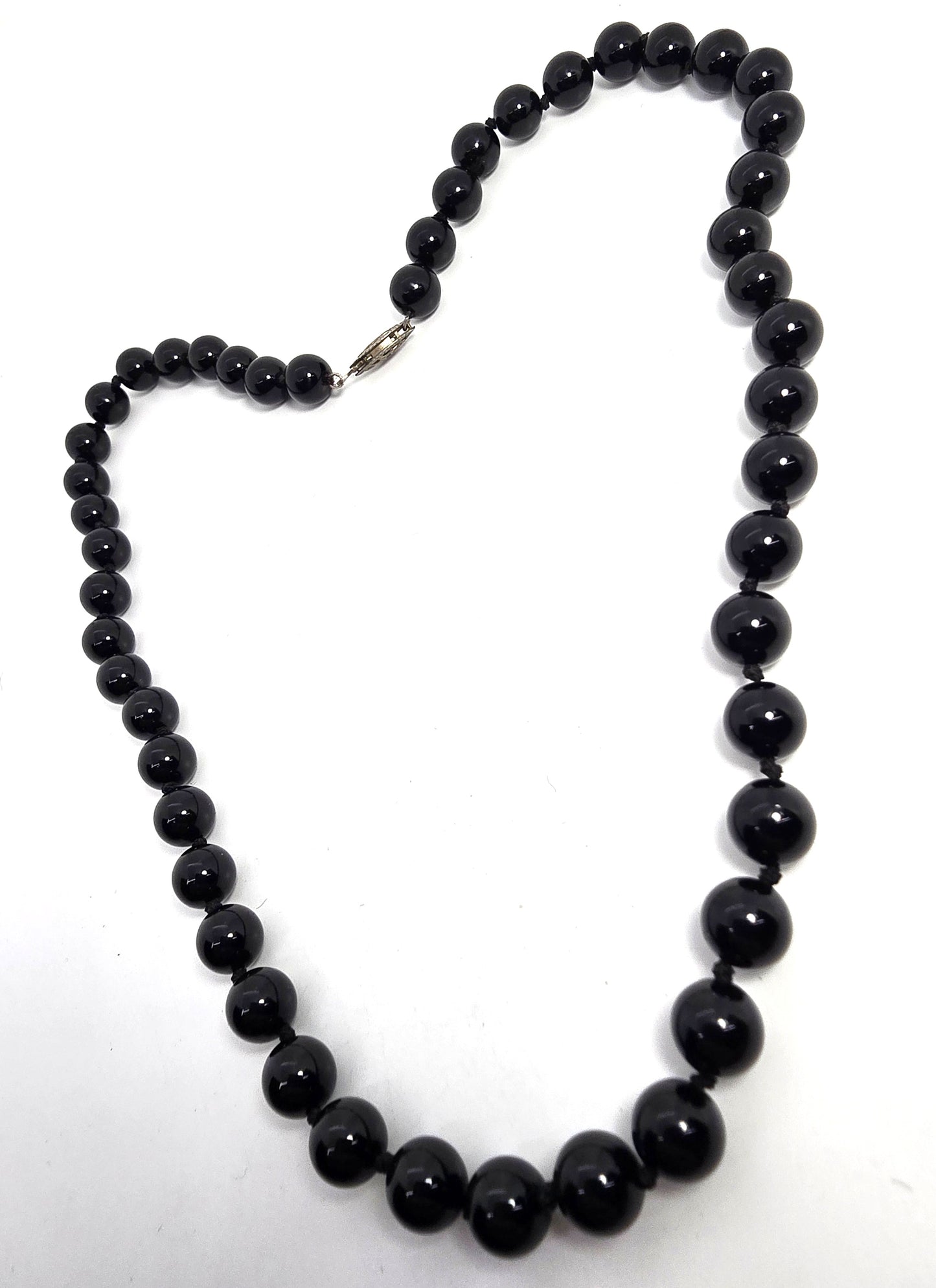 Black onyx gemstone knotted vintage beaded sterling silver necklace