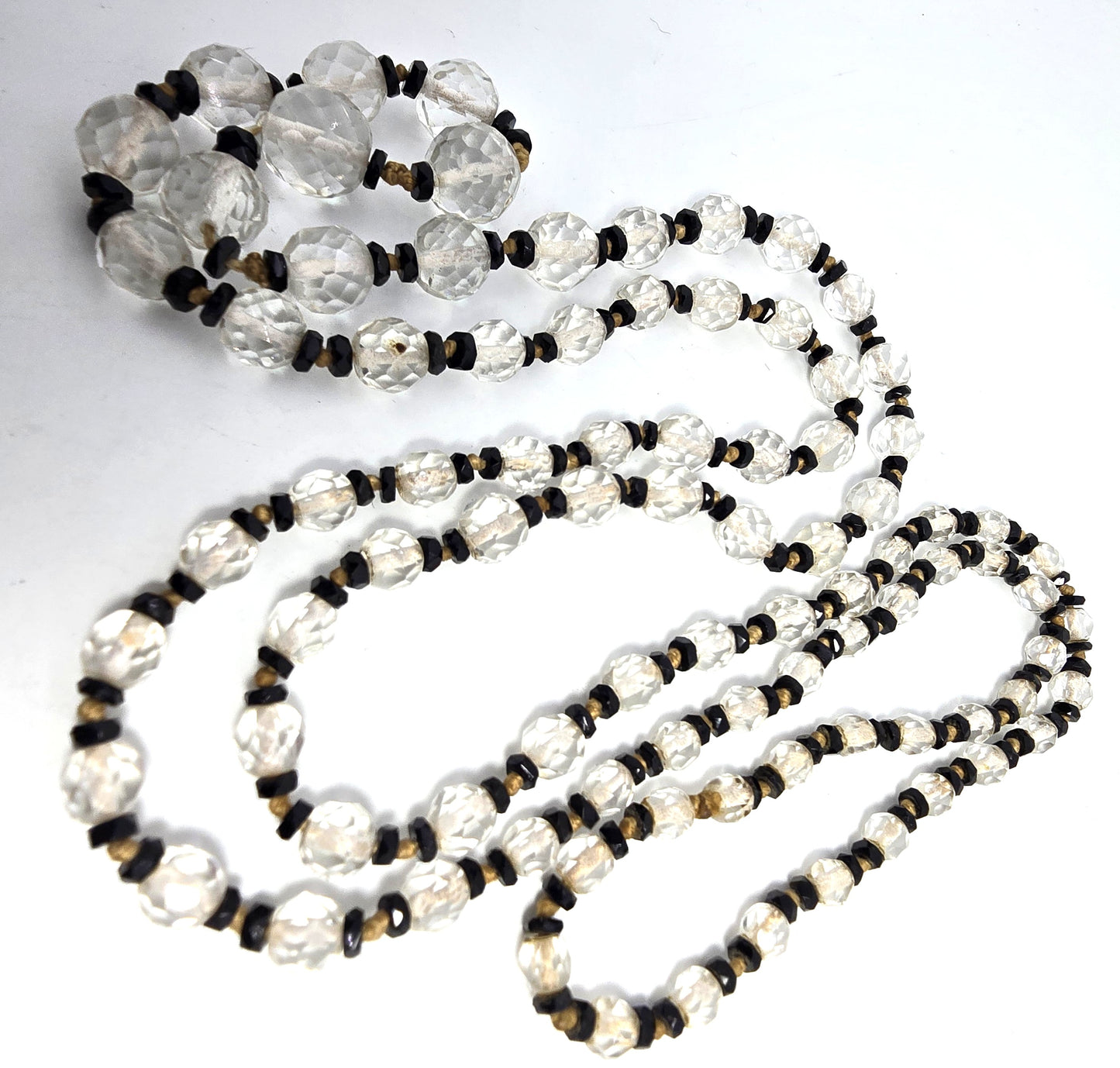 Art Deco cut glass black and white split beaded hand knotted antique necklace