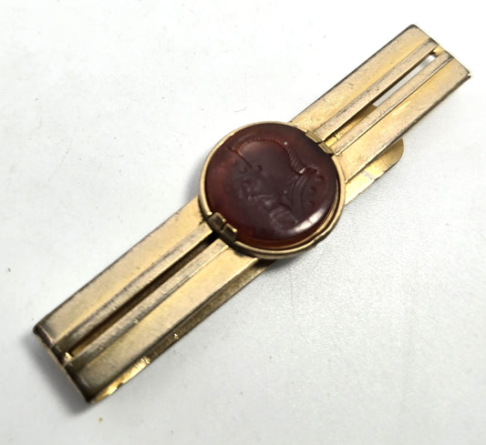 Swank signed gold toned vintage carved carnelian cameo men's tie clip