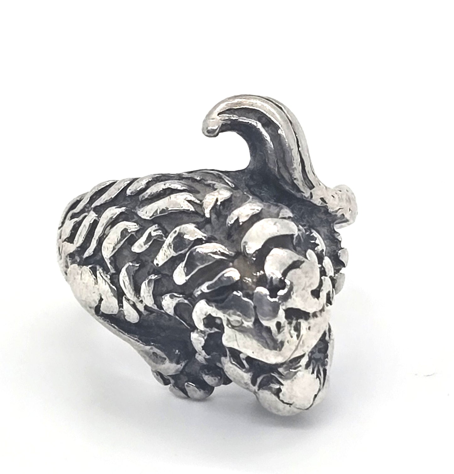 Roaring Lion Antique Leo detailed sterling silver wrap vintage ring size 6