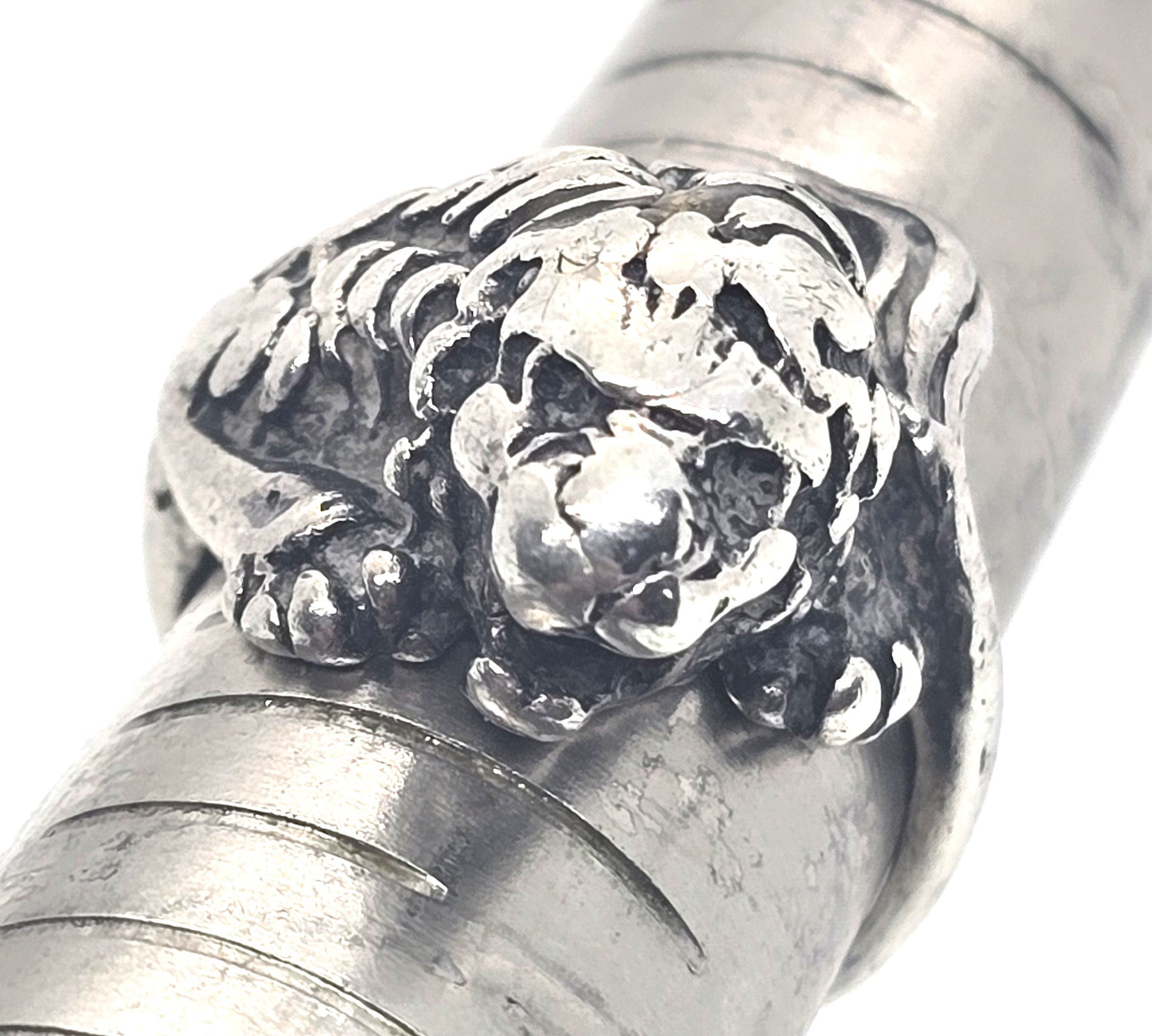 Roaring Lion Antique Leo detailed sterling silver wrap vintage ring size 6