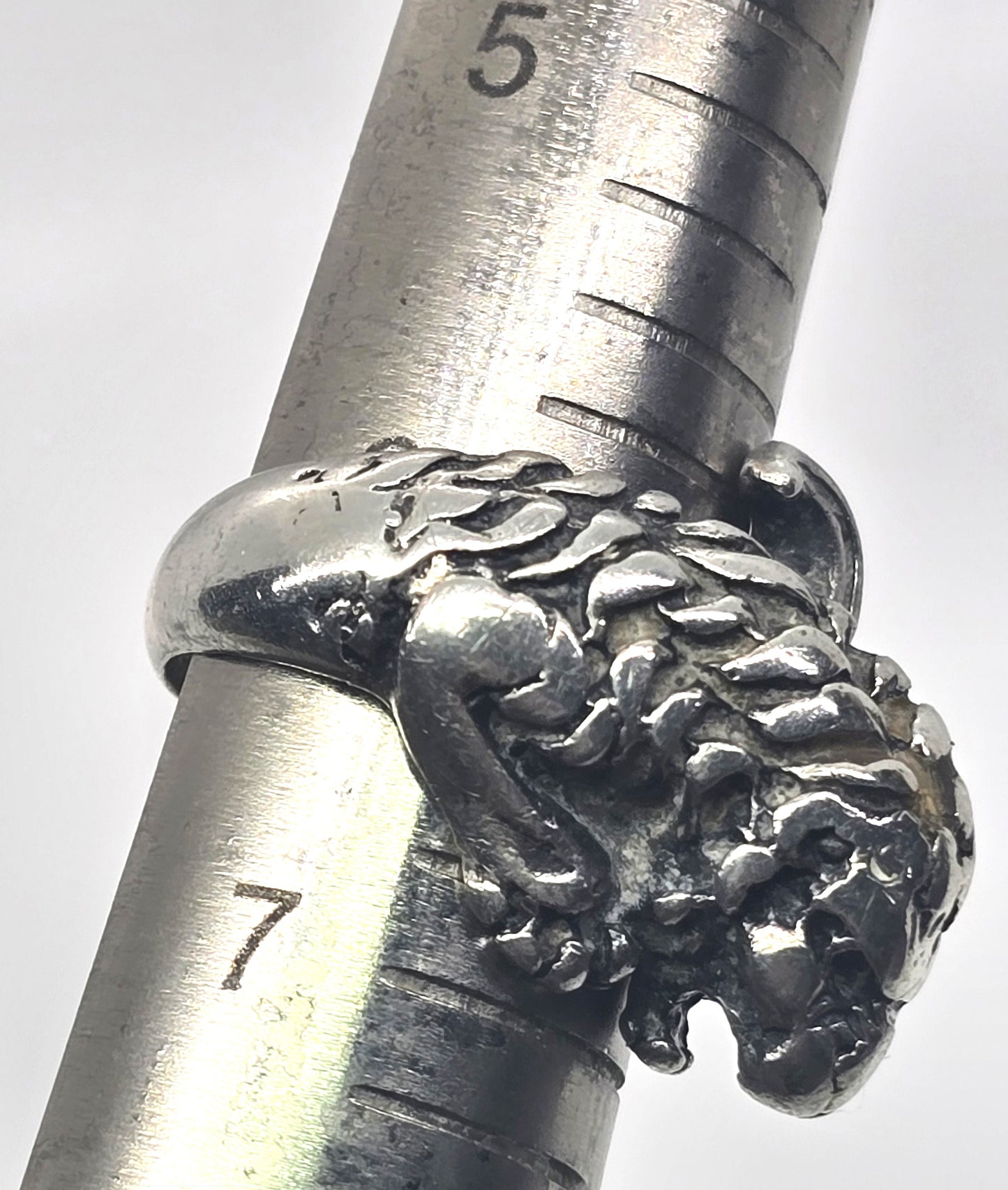 Roaring Lion Antique Leo detailed sterling silver wrap vintage ring size 6