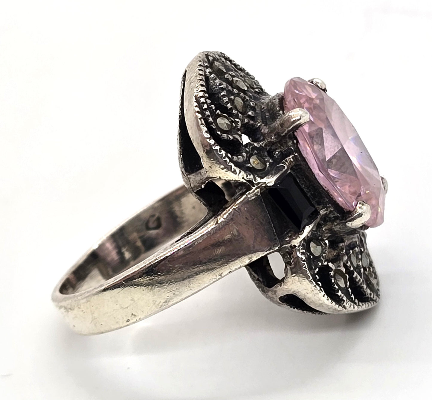 Art Deco style Pink and black cubic zirconia marcasite sterling silver ring size 7