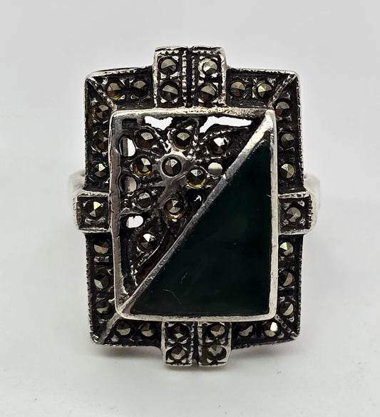 Art Deco Green Chrysoprase marcasite flower sterling silver vintage ring size 6