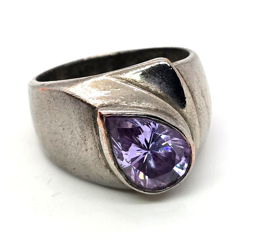 Amethyst purple gemstone pear cut retro sterling silver thick ring size 7.5