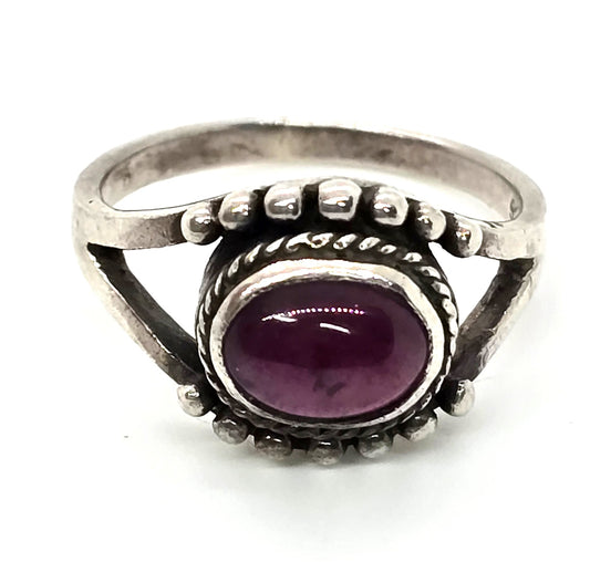 Umbalite purple garnet Bali tribal vintage sterling silver ring size 6.75