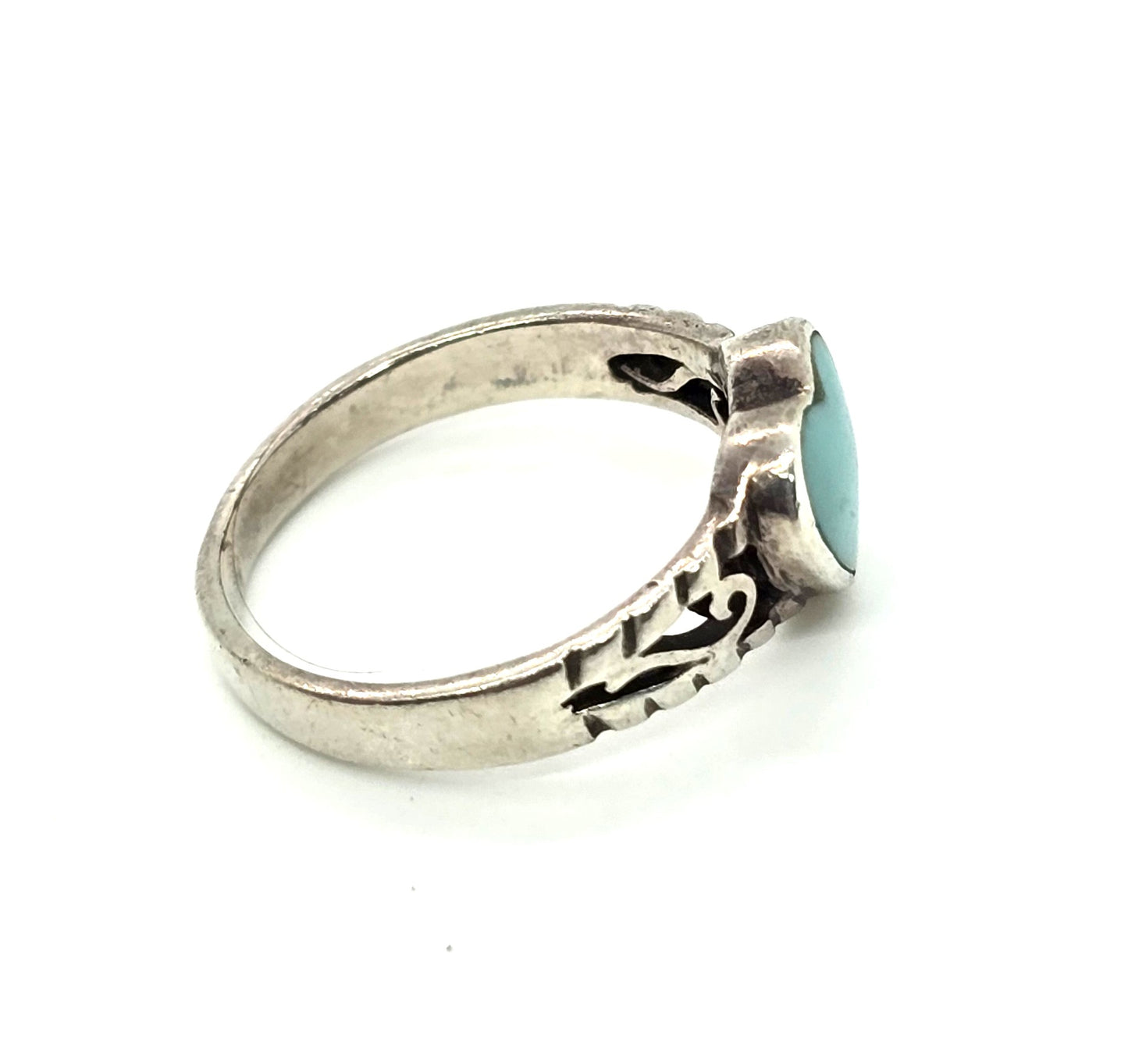 Block turquoise carved small heart vintage filigree Sterling Silver ring size 4