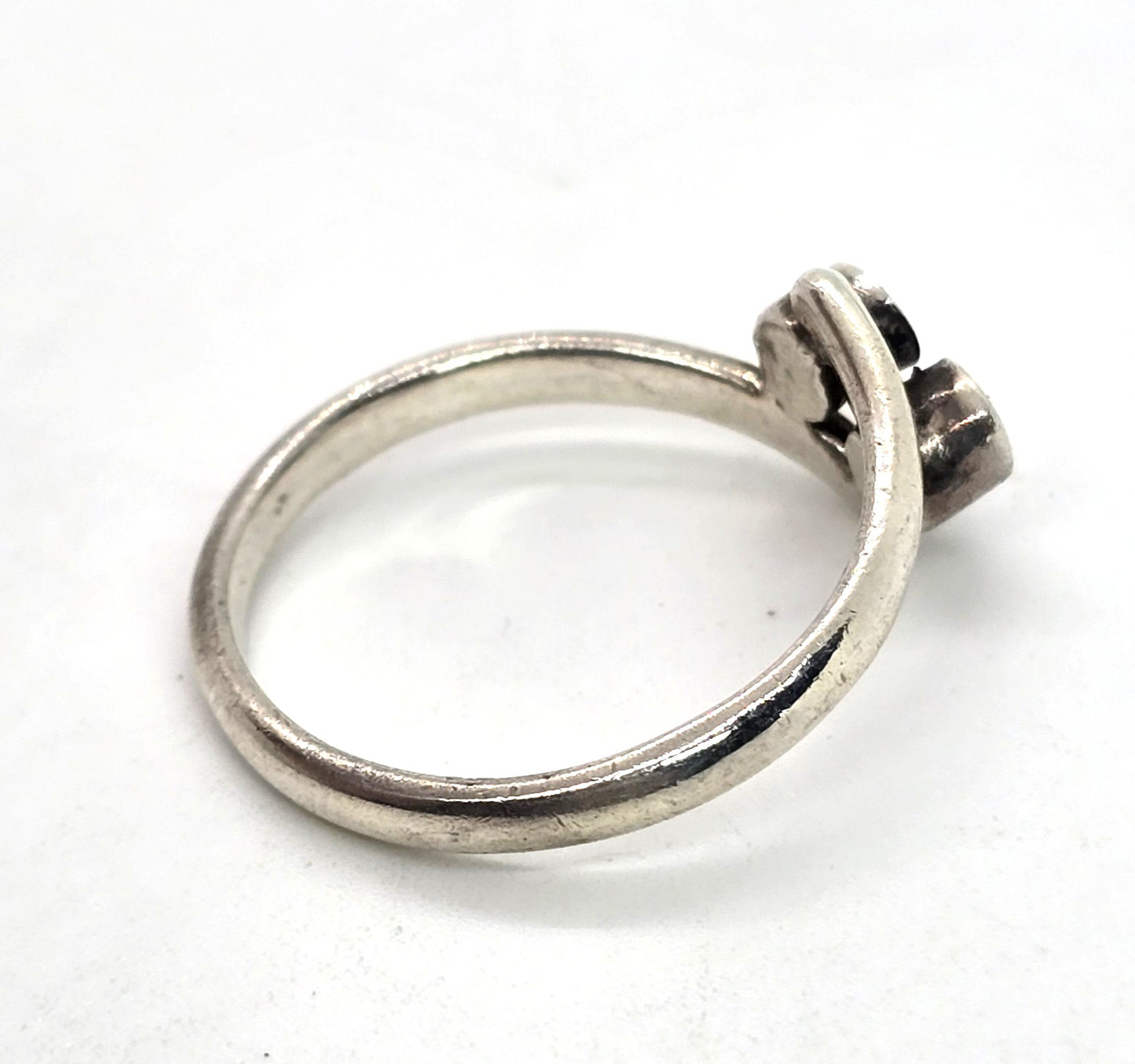 Black onyx double circle wave band retro vintage sterling silver ring size 7.5