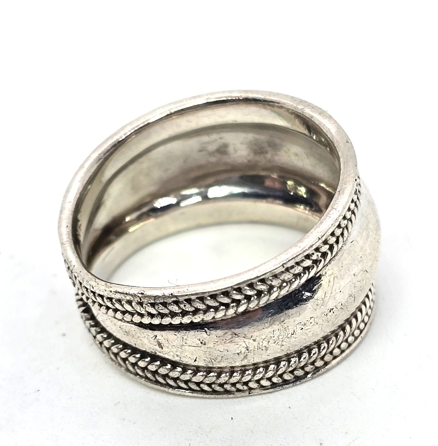 Cigar band herring bone thick bali sterling silver vintage ring size 7.5