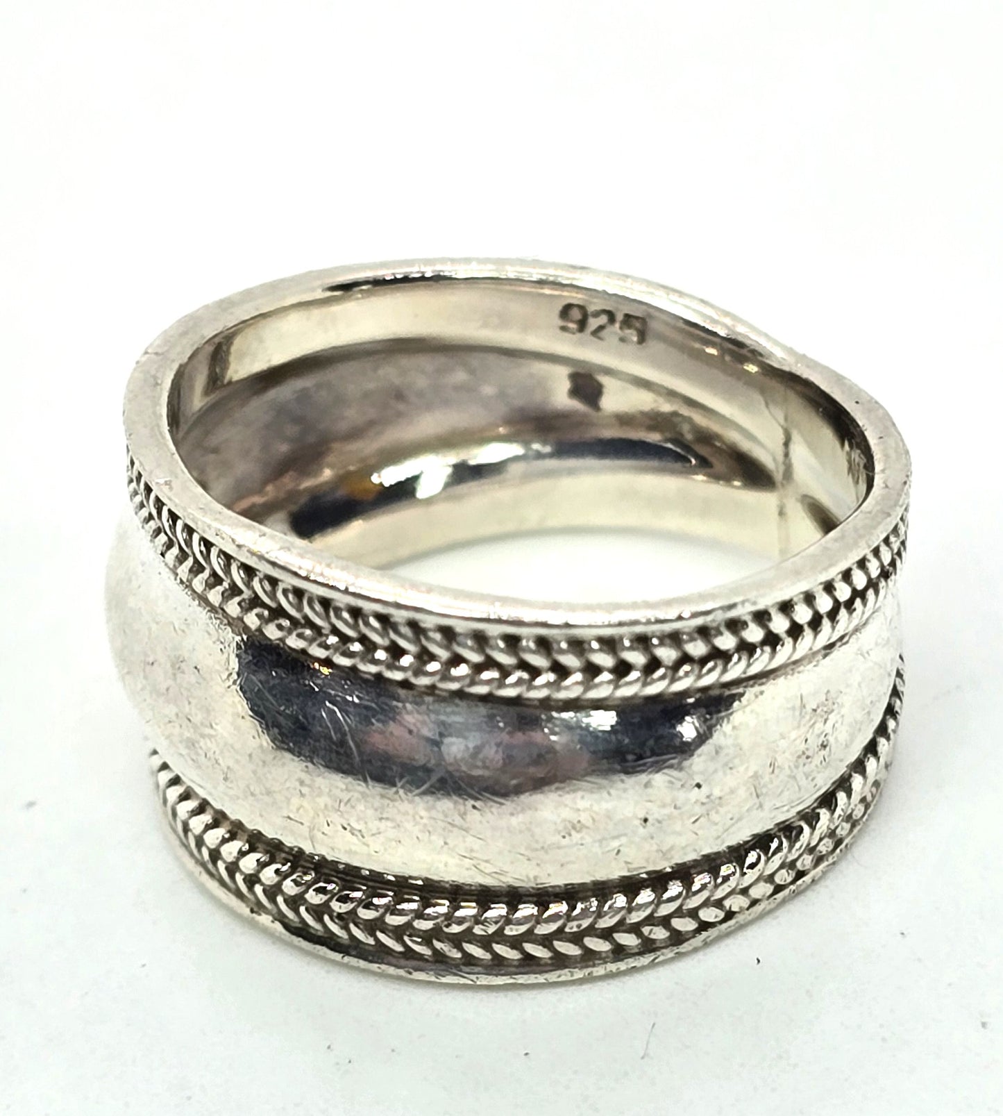 Cigar band herring bone thick bali sterling silver vintage ring size 7.5