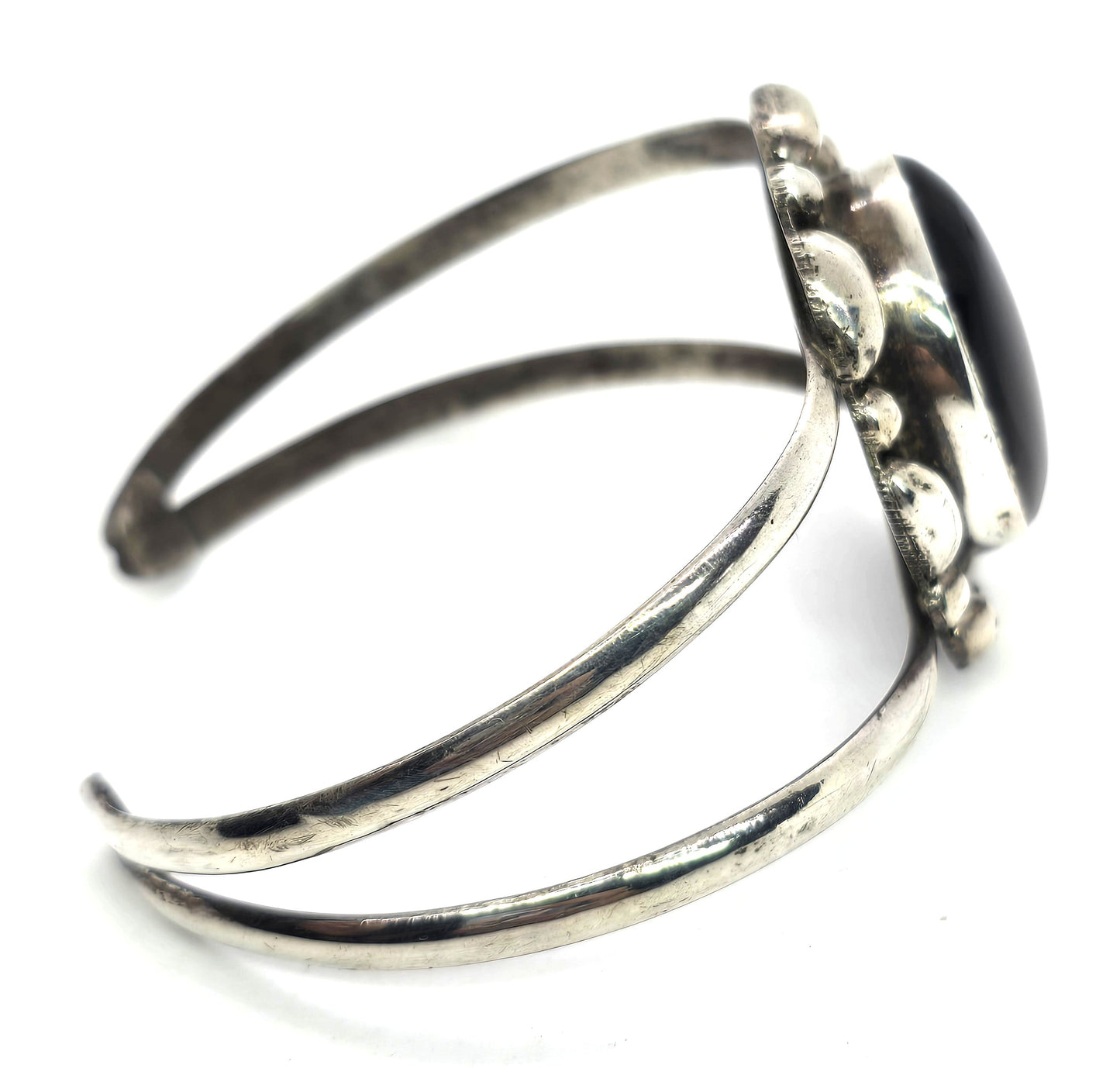 Mexican black onyx split shank vintage sterling silver cuff bracelet