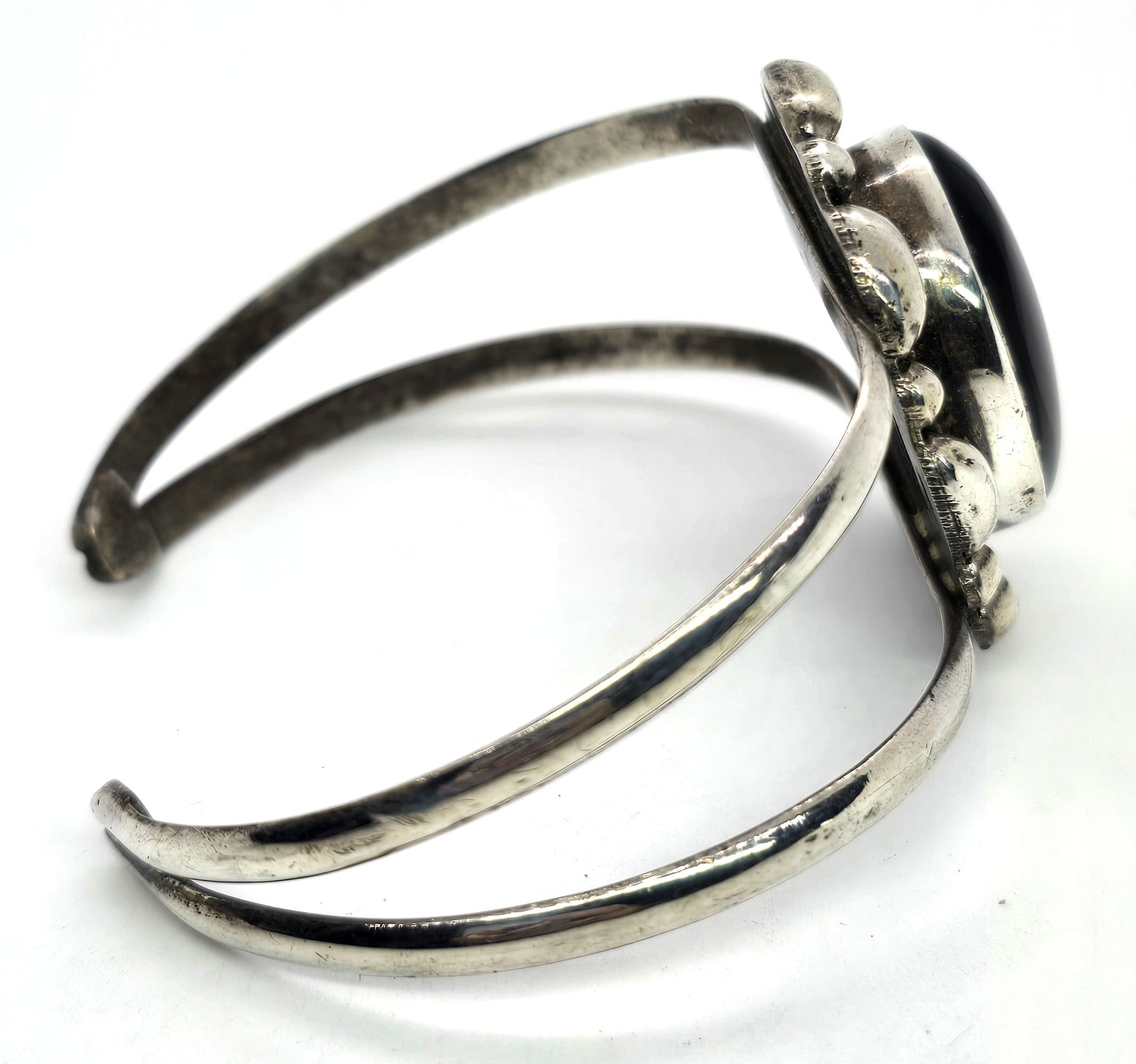 Mexican black onyx split shank vintage sterling silver cuff bracelet