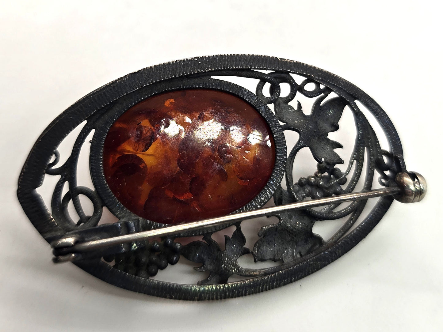 Baltic amber vintage grape leaf large sterling silver brooch