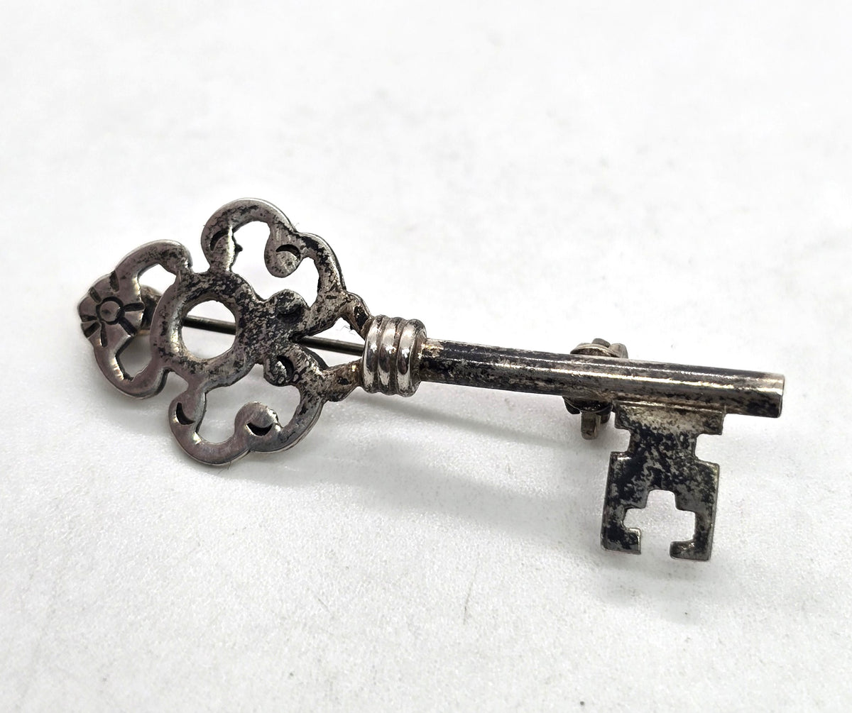 Filigree Key vintage signed Mexico Taxco eagle mark vintage sterling silver brooch
