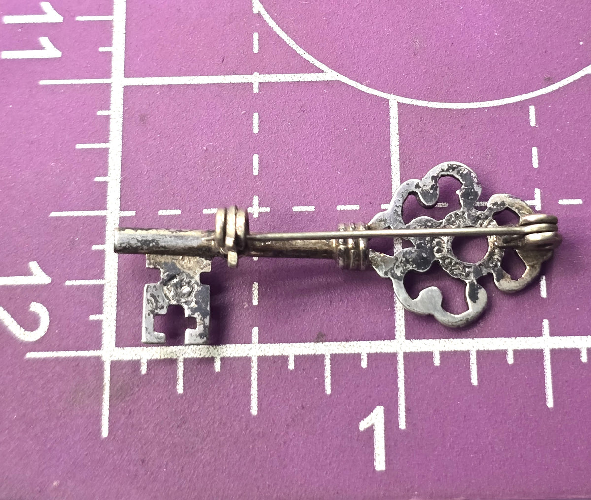 Filigree Key vintage signed Mexico Taxco eagle mark vintage sterling silver brooch