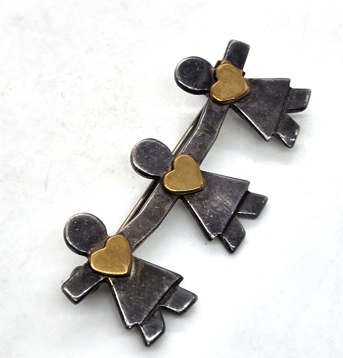 Naldo two tone vintage sterling silver save the children vintage brooch